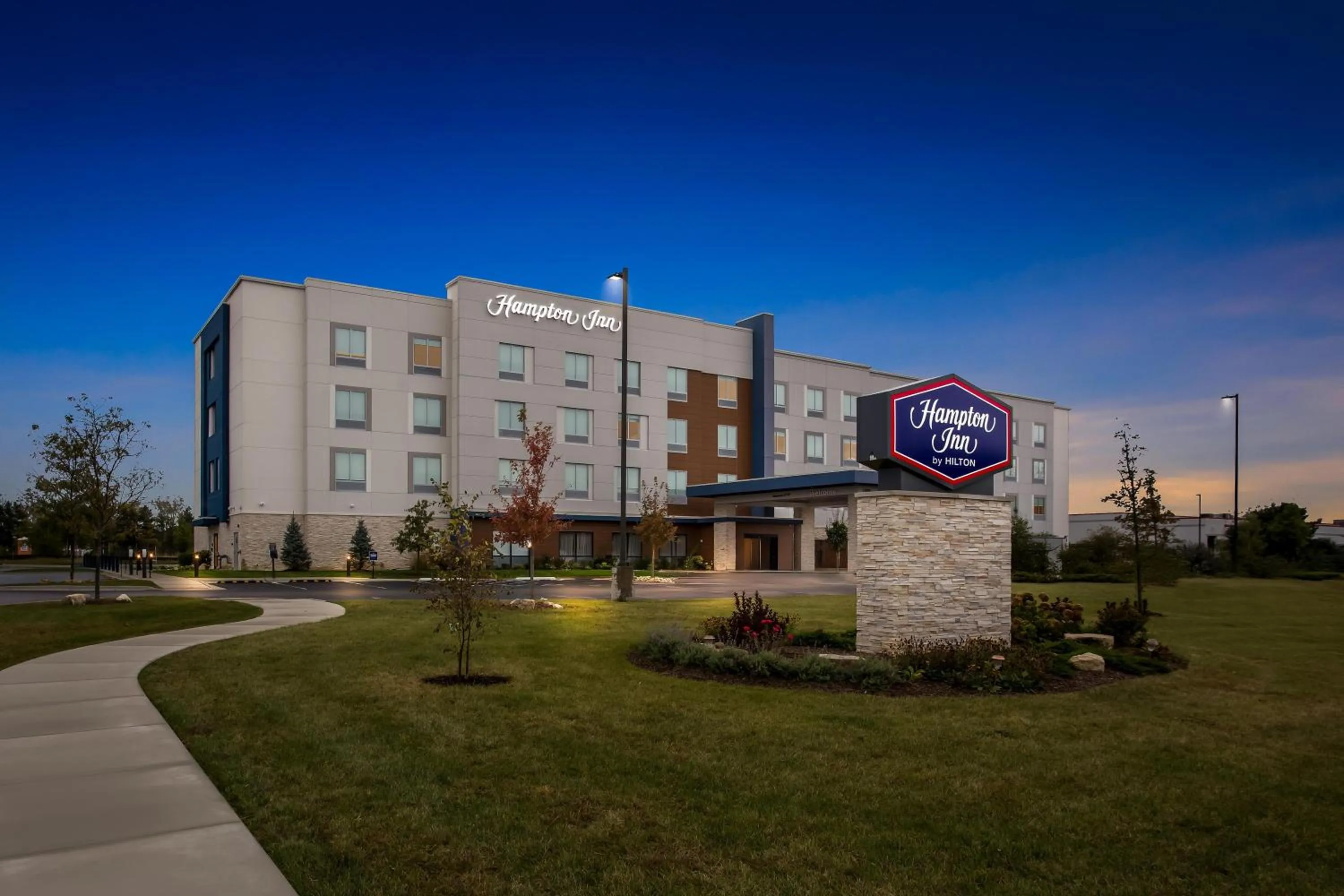Property building in Hampton Inn By Hilton Huntley Chicago