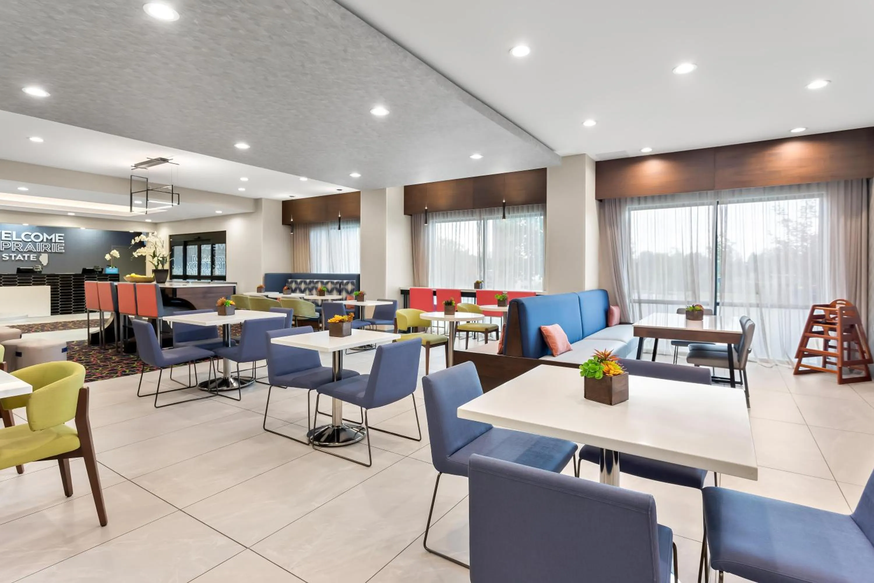 Breakfast in Hampton Inn By Hilton Huntley Chicago