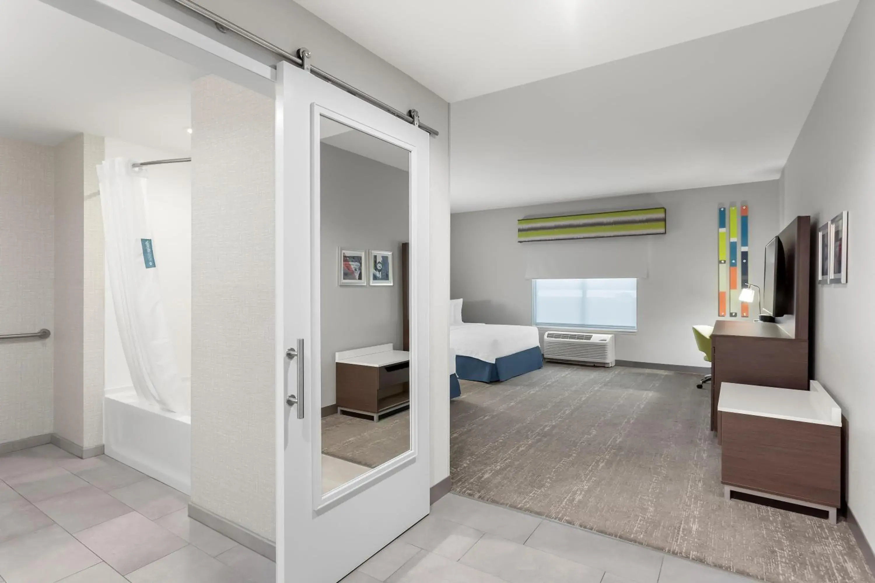 Photo of the whole room, Bed in Hampton Inn By Hilton Huntley Chicago Photo of the whole room, Bed in Hampton Inn By Hilton Huntley Chicago