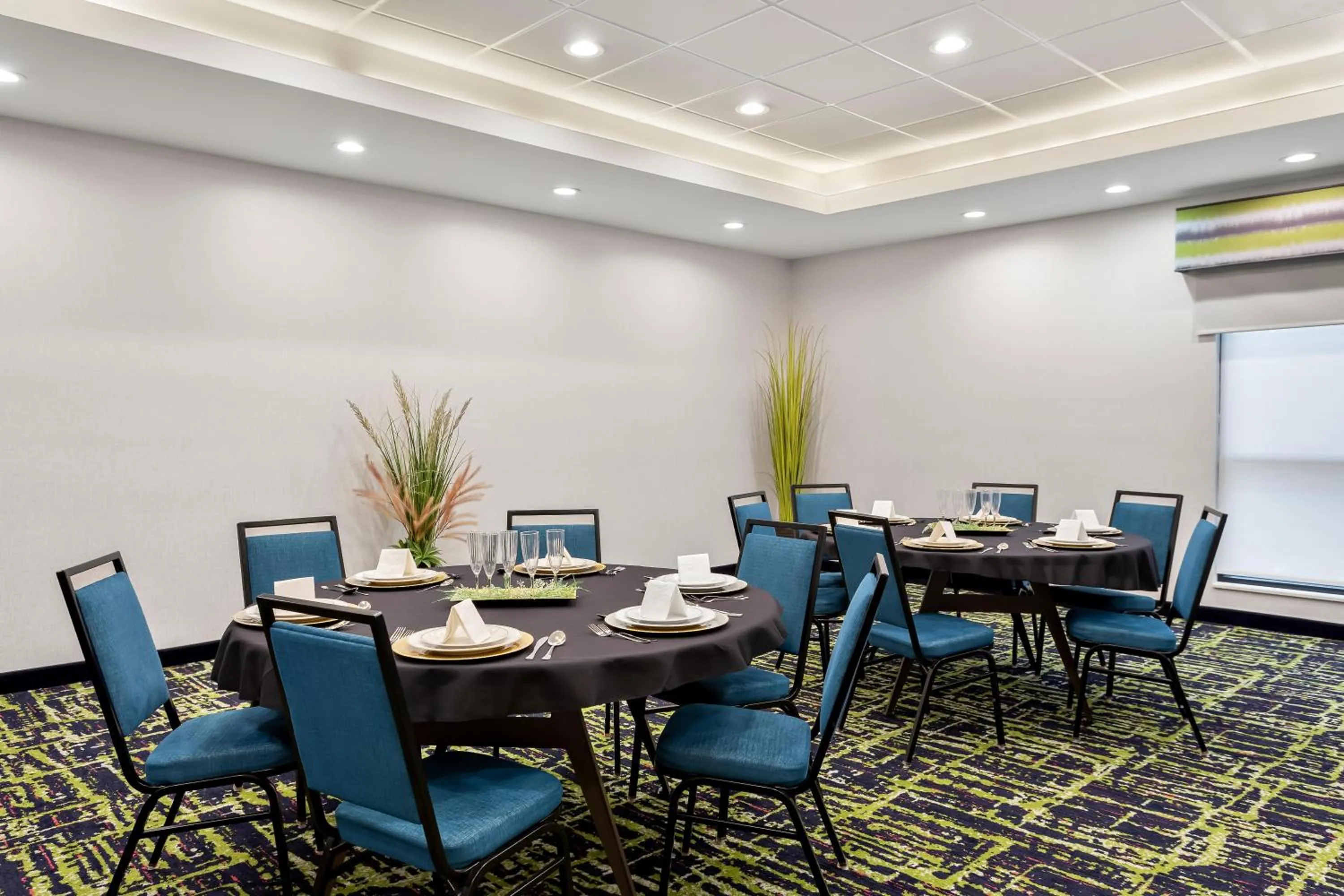 Meeting/conference room in Hampton Inn By Hilton Huntley Chicago