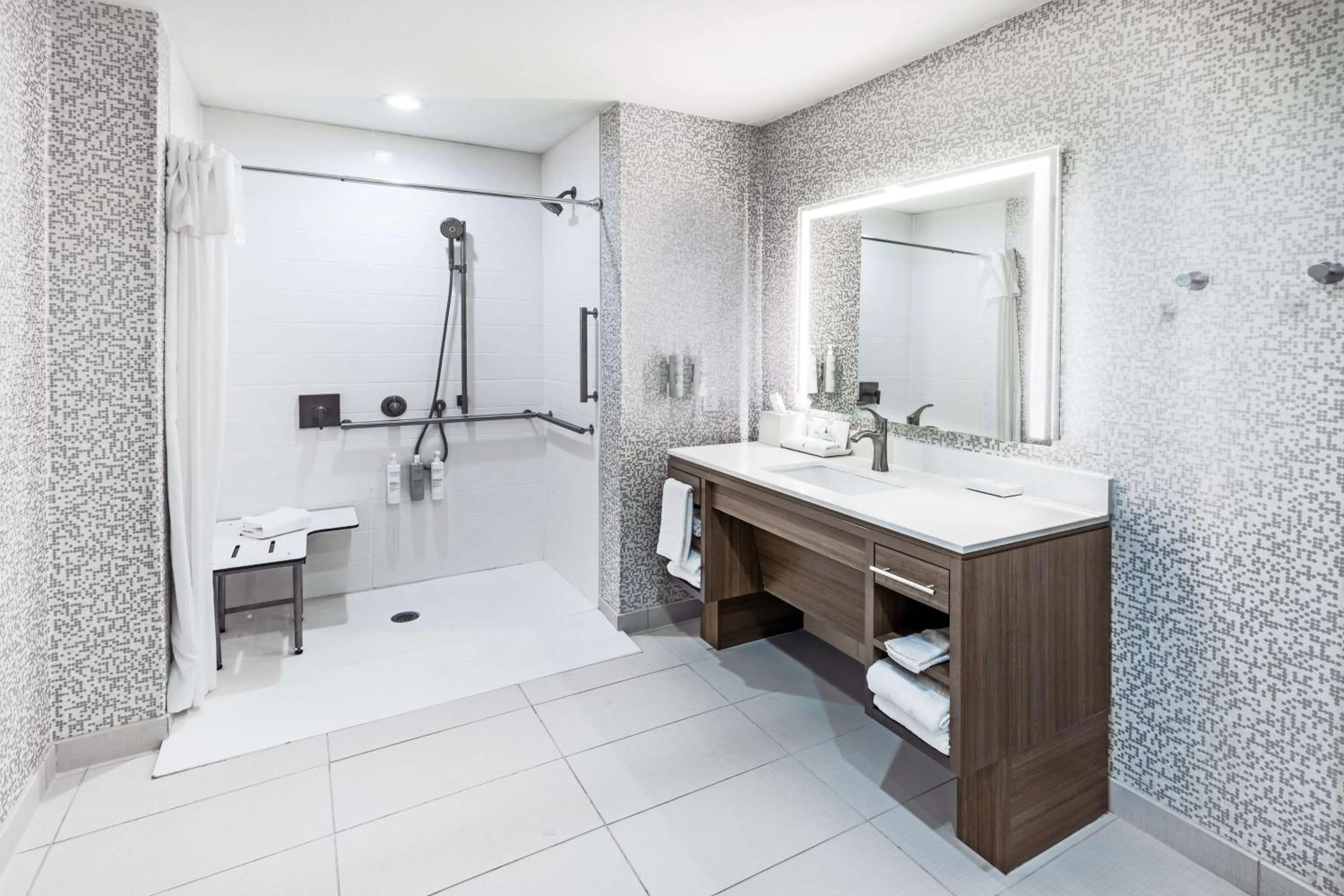 Bathroom in Home2 Suites By Hilton Weatherford