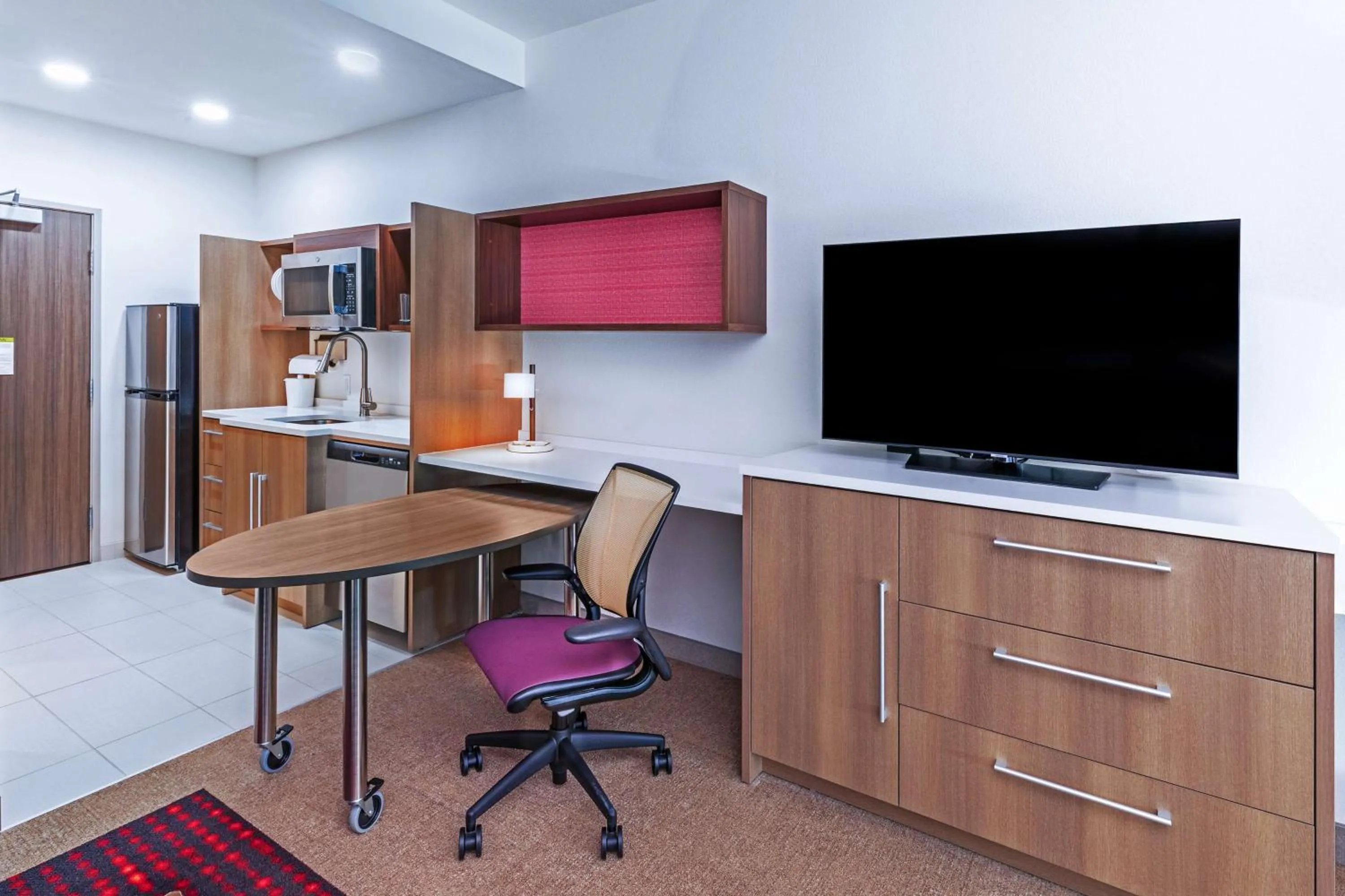 Bedroom in Home2 Suites By Hilton Weatherford