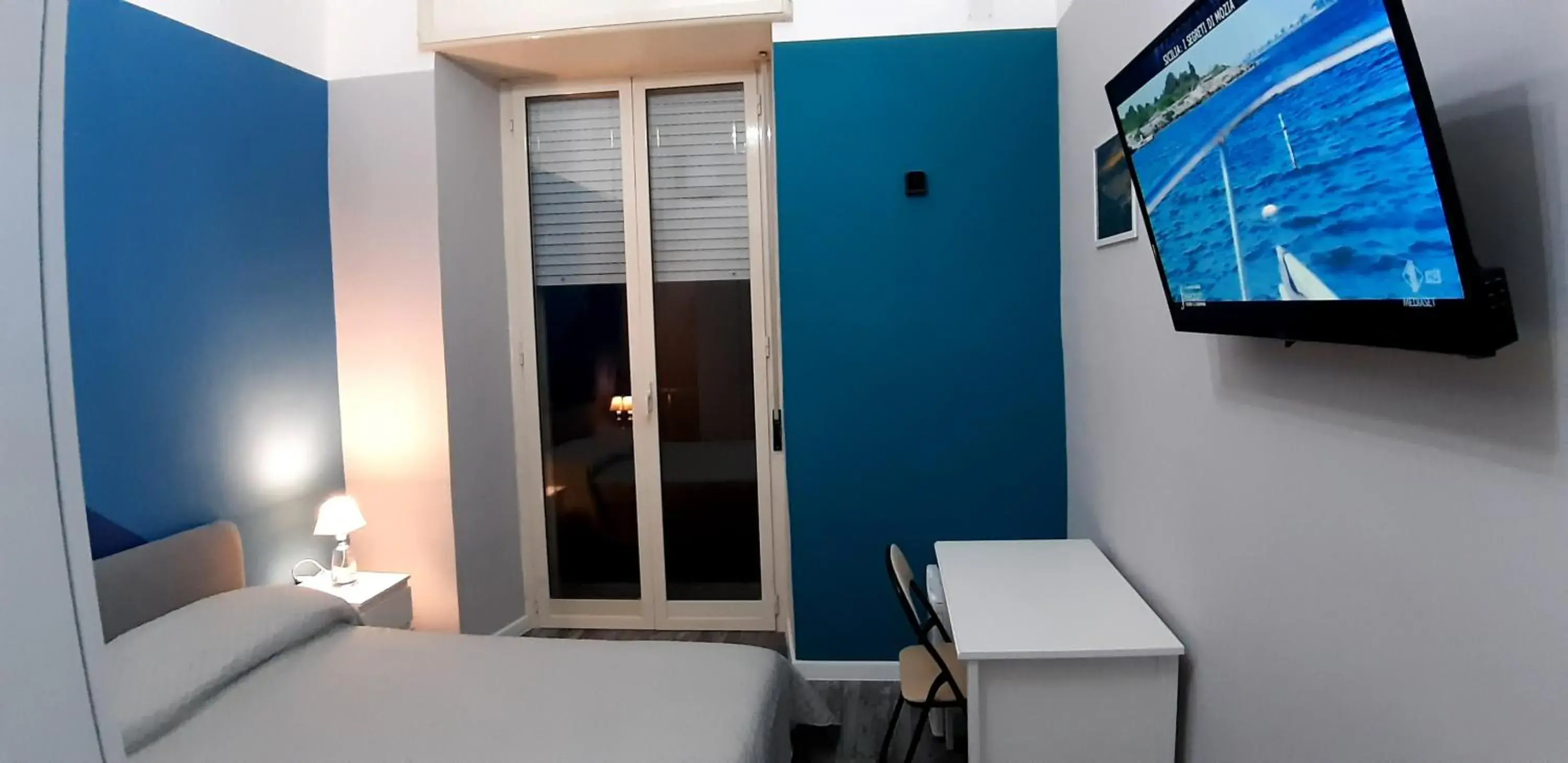 Double Room with Private Bathroom - single occupancy in Diamante Double Room with Private Bathroom - single occupancy in Diamante