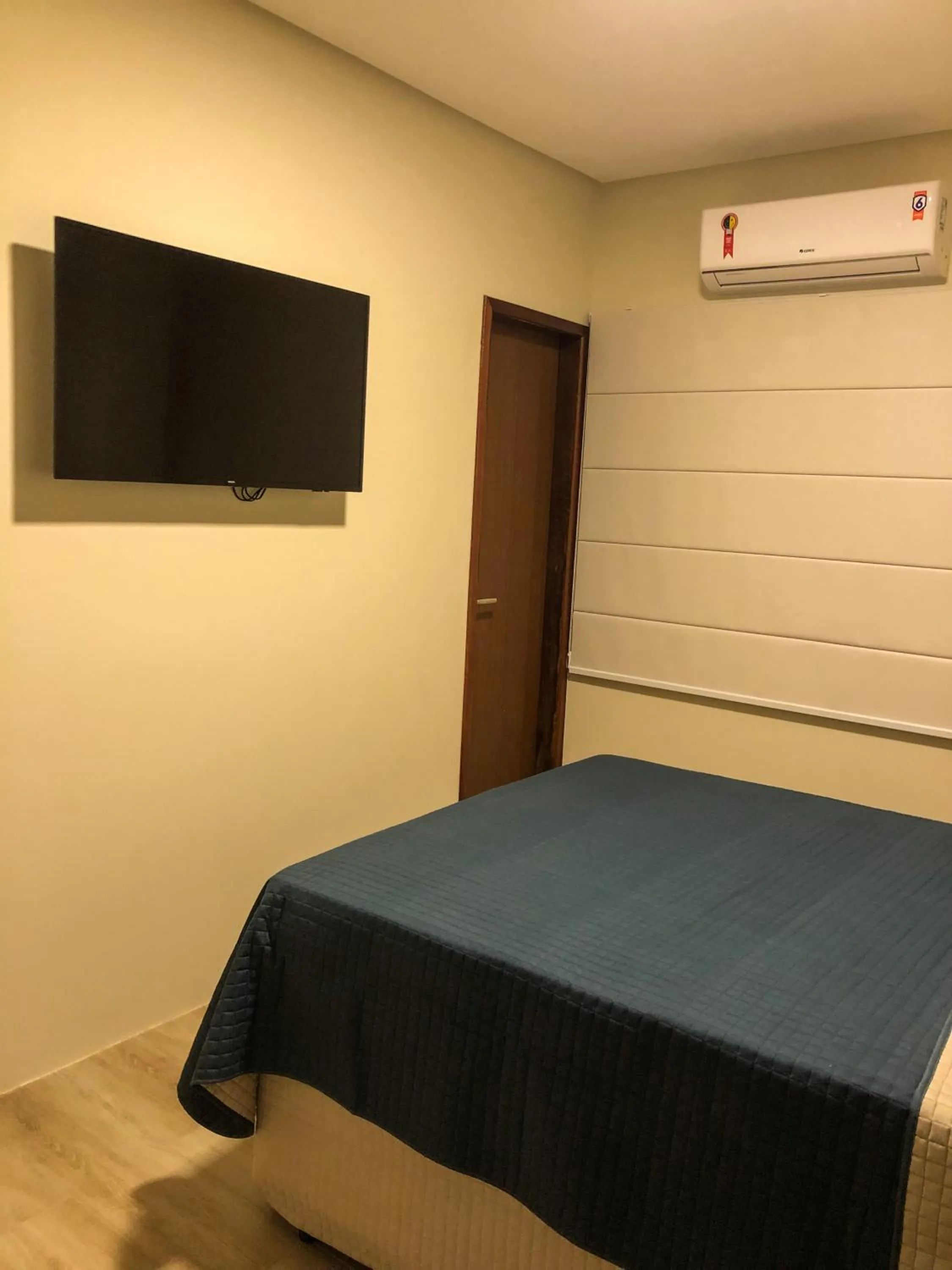 TV and multimedia, Bed in Pousada Sete Mares