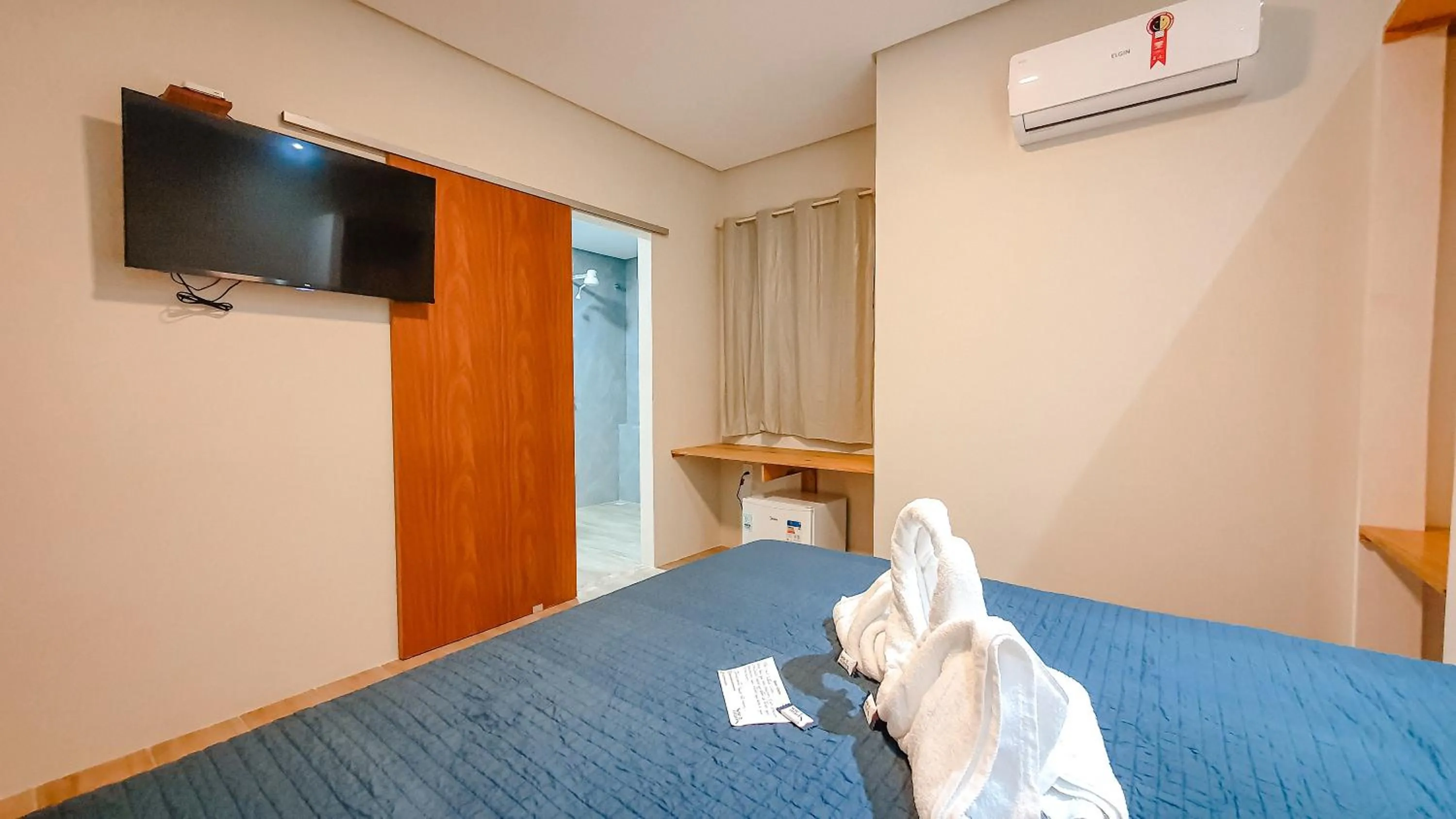 TV and multimedia, Bed in Pousada Sete Mares
