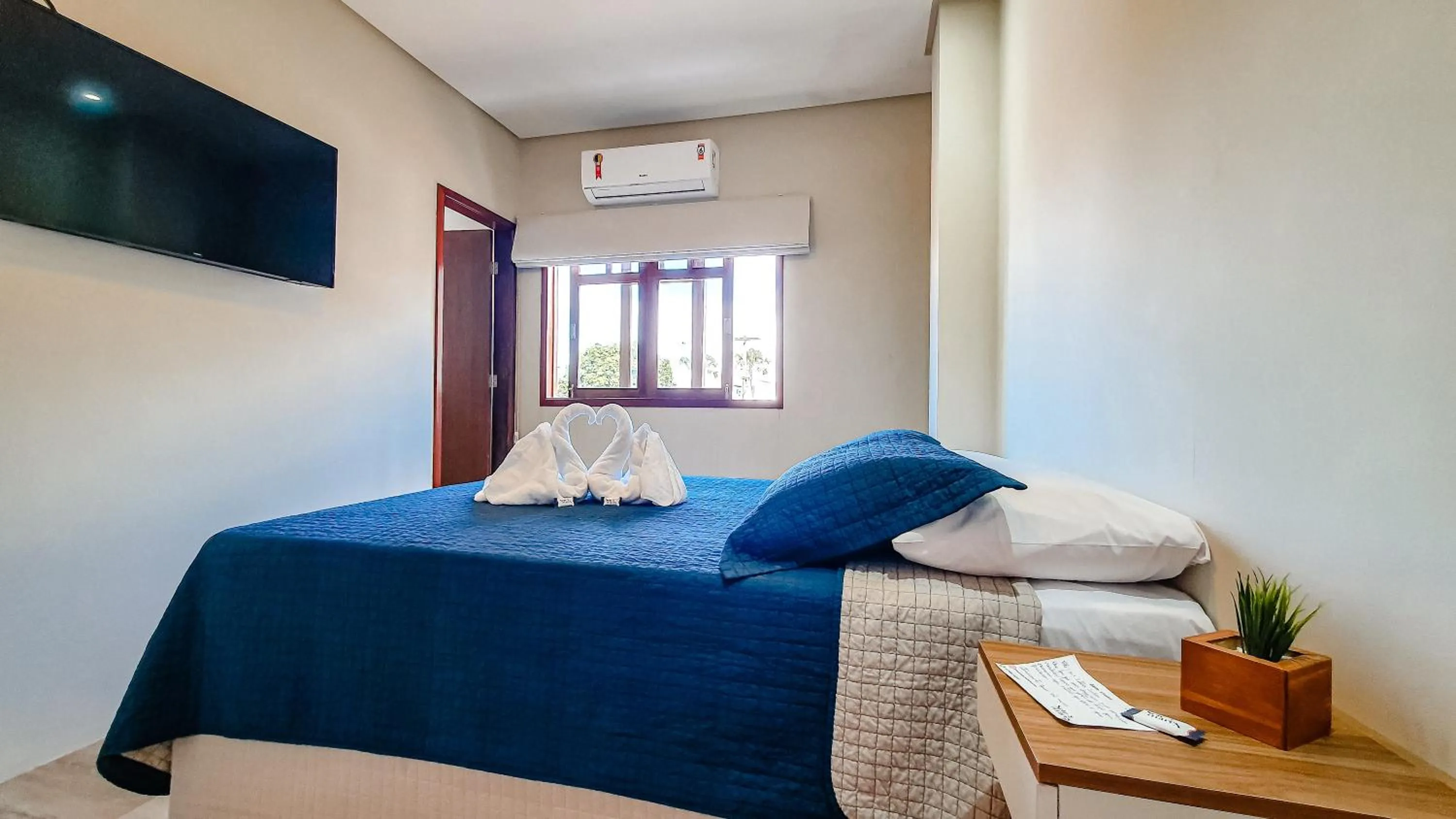 Photo of the whole room, Bed in Pousada Sete Mares