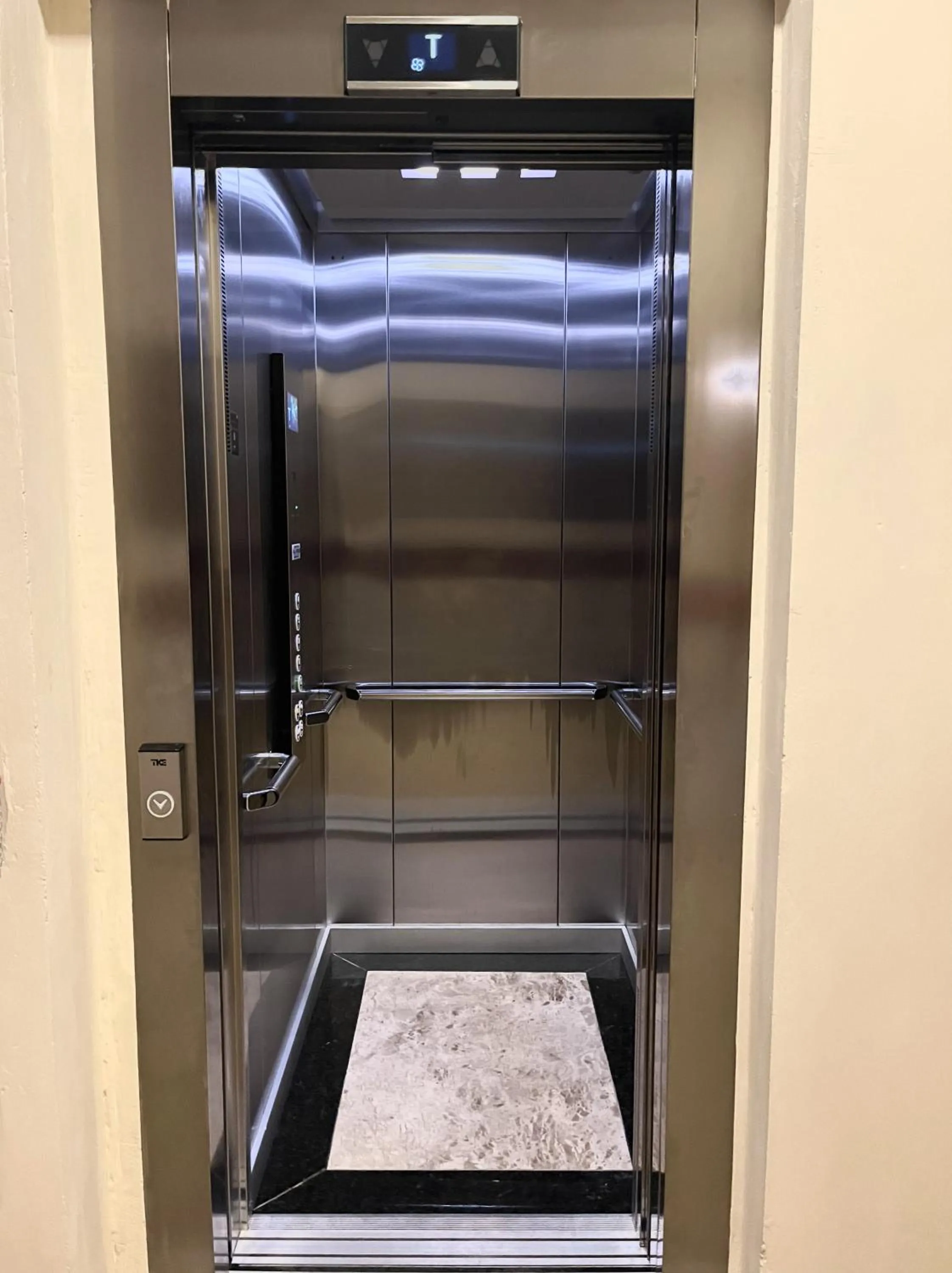 elevator in Pousada Sete Mares