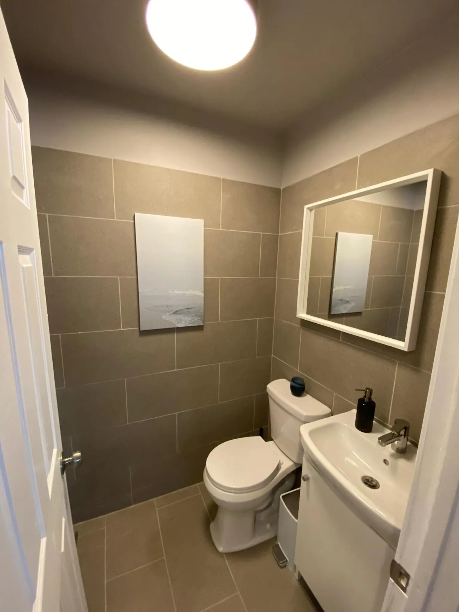 Here It Is! Cool Cape Cod-3 BR-2.5 Bath-12 Guests