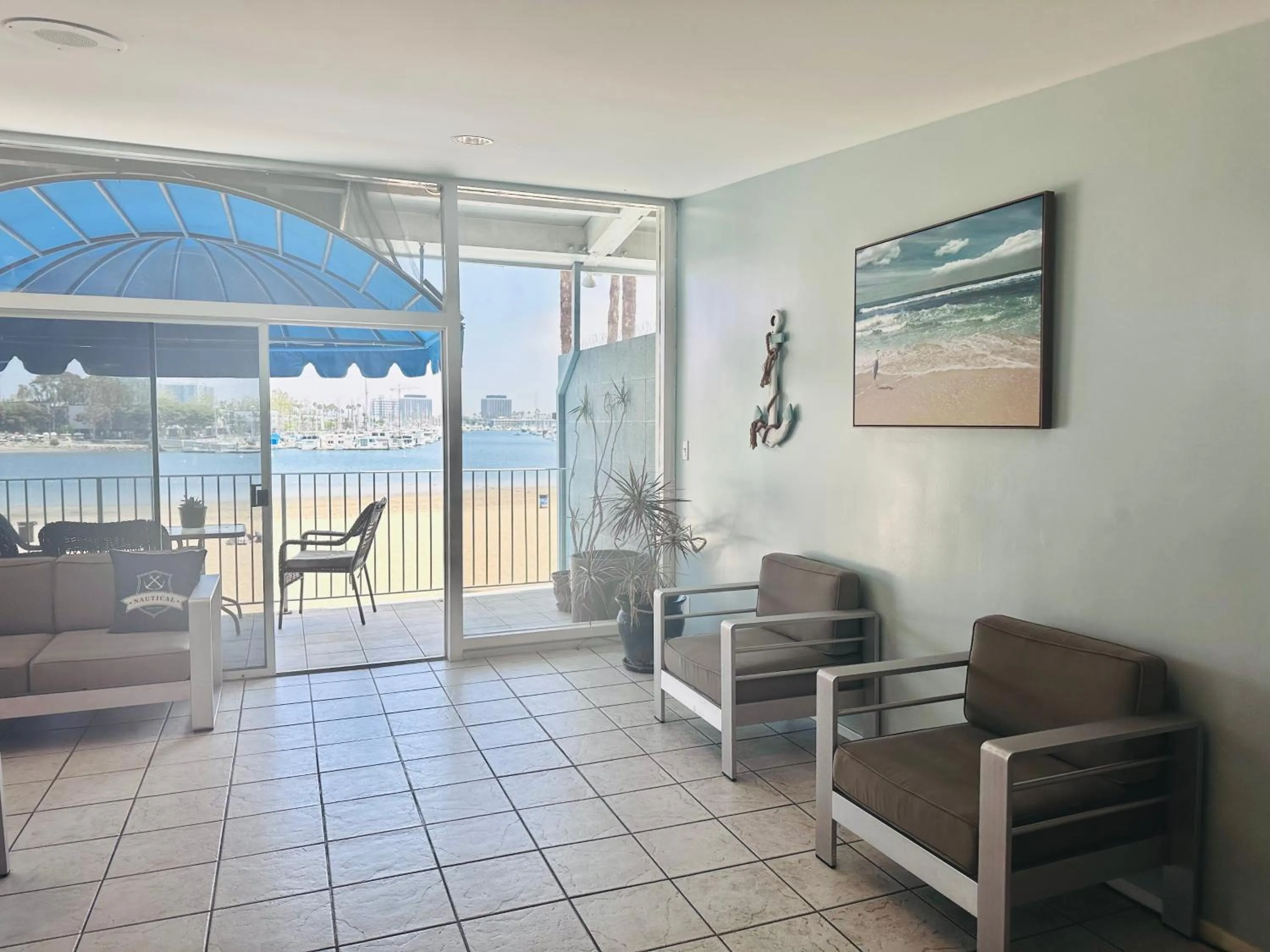 Lobby or reception in Foghorn Harbor Inn