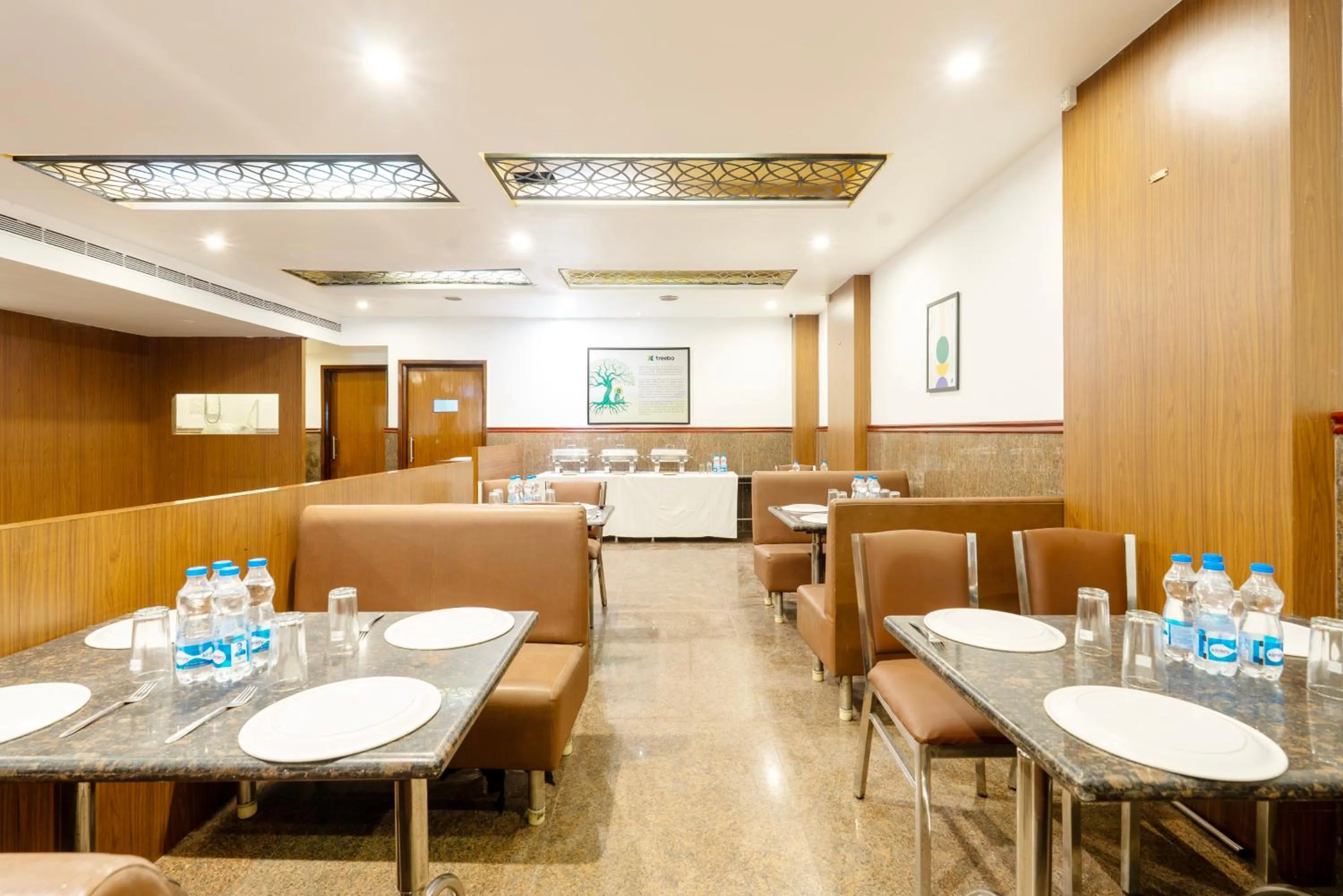 Dining area in Treebo Seasons - Heritage Town Pondicherry