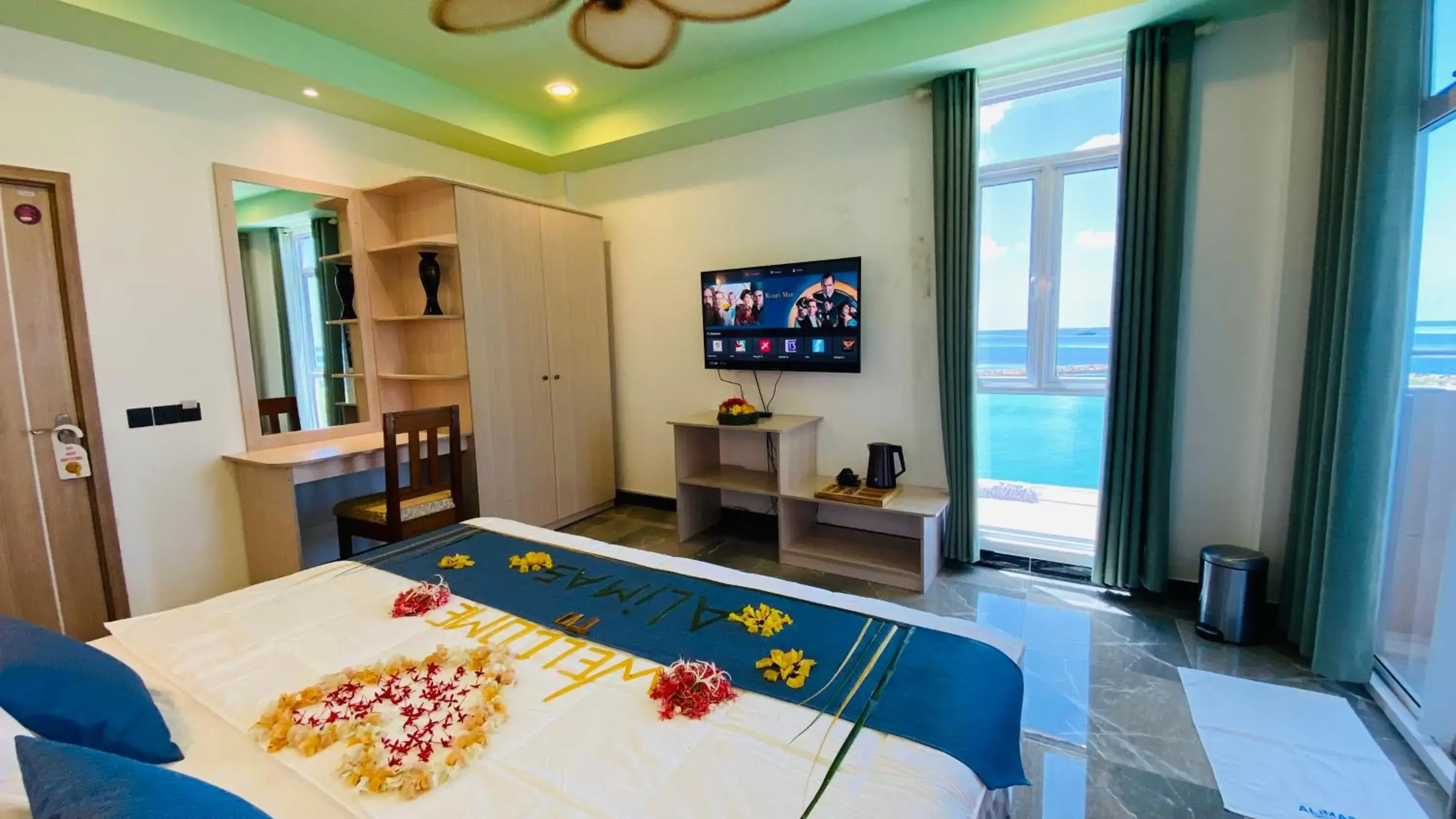 Bedroom, Bed in Alimas Holiday Retreat Maldives Bedroom, Bed in Alimas Holiday Retreat Maldives