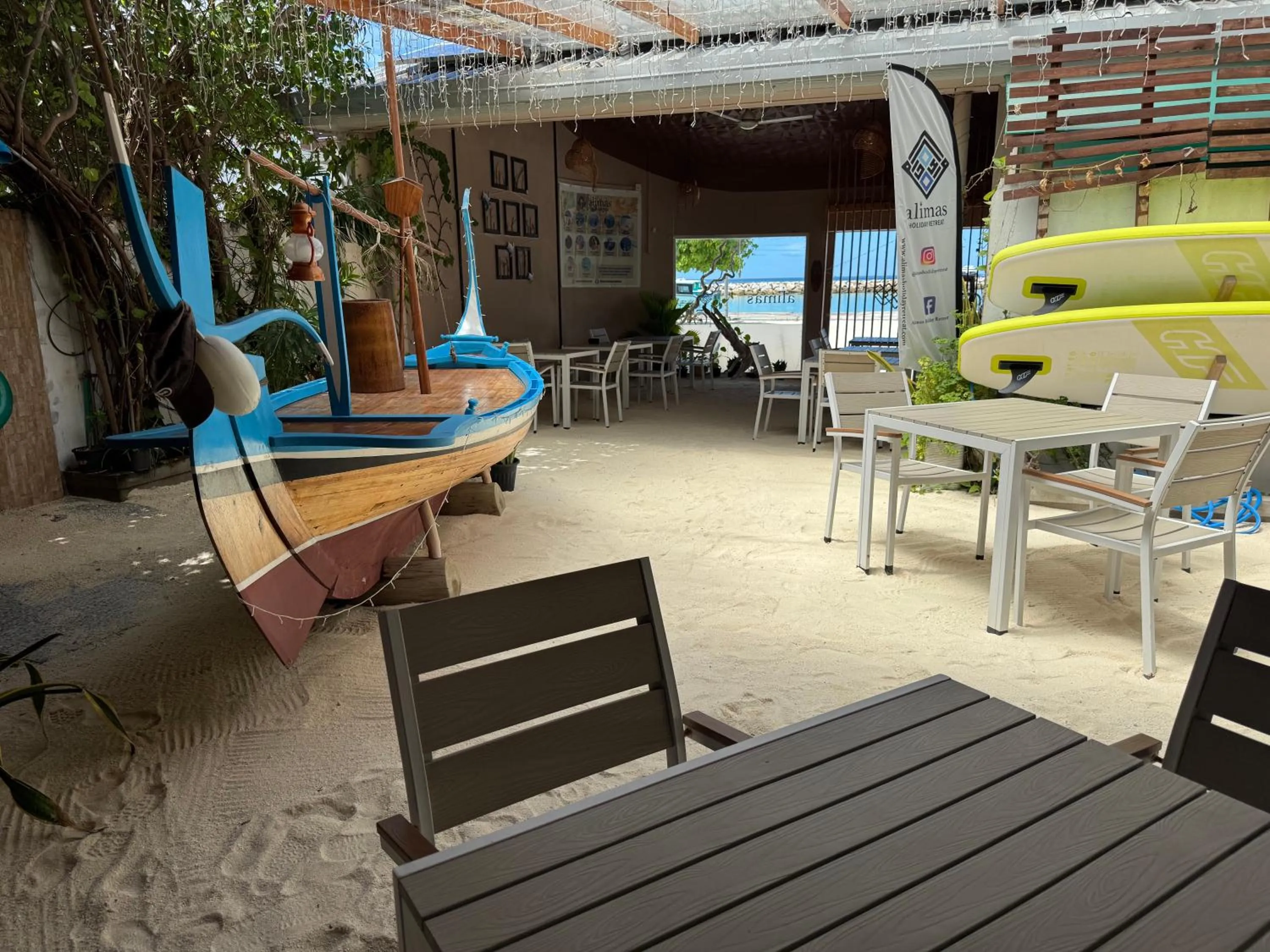 Property building in Alimas Holiday Retreat Maldives