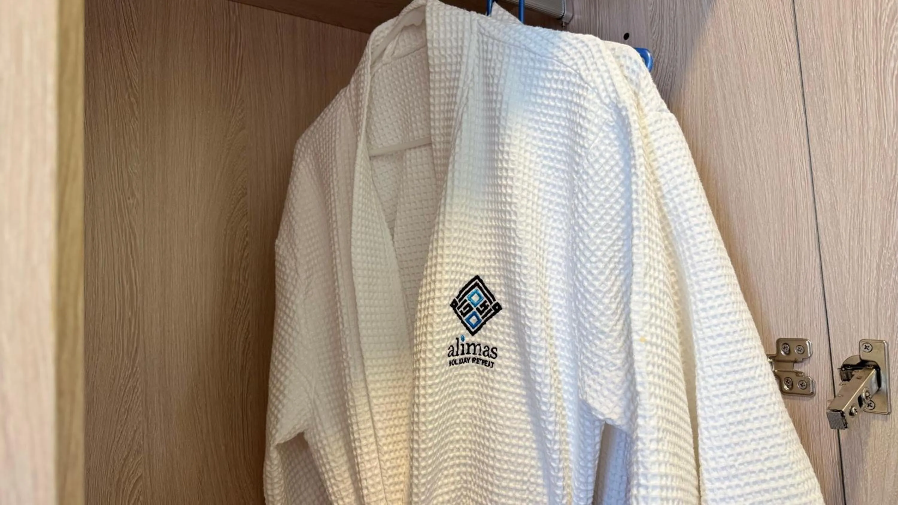 wardrobe in Alimas Holiday Retreat Maldives