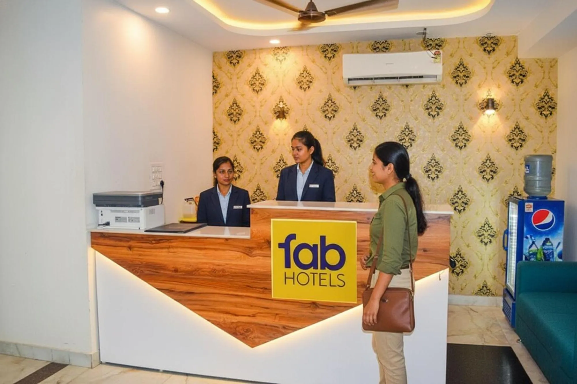 Lobby or reception in FabHotel The Golf Inn