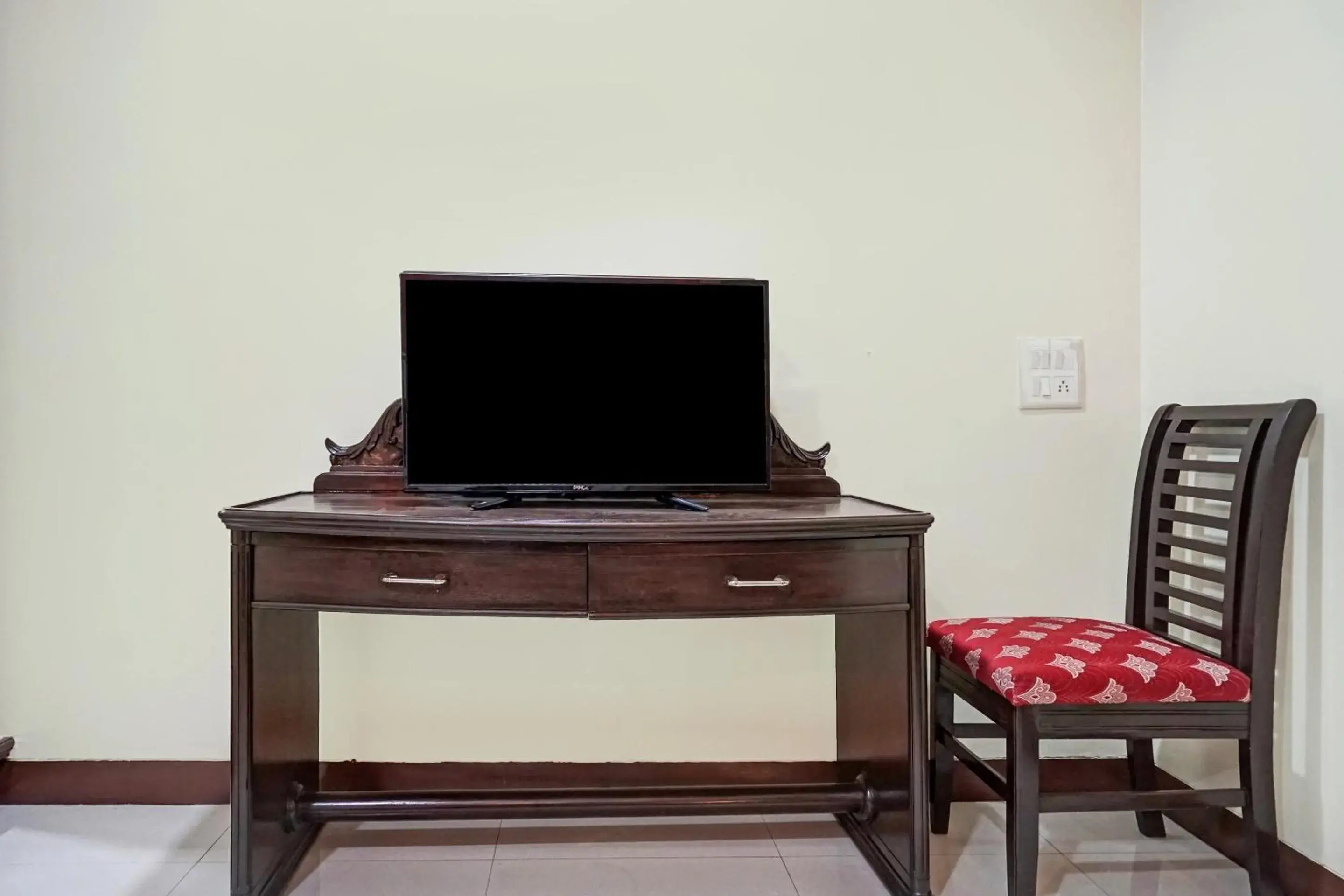 Bedroom in Super Townhouse OAK Gharonda Residency Near Sant Tukaram Nagar Metro Station Bedroom in Super Townhouse OAK Gharonda Residency Near Sant Tukaram Nagar Metro Station