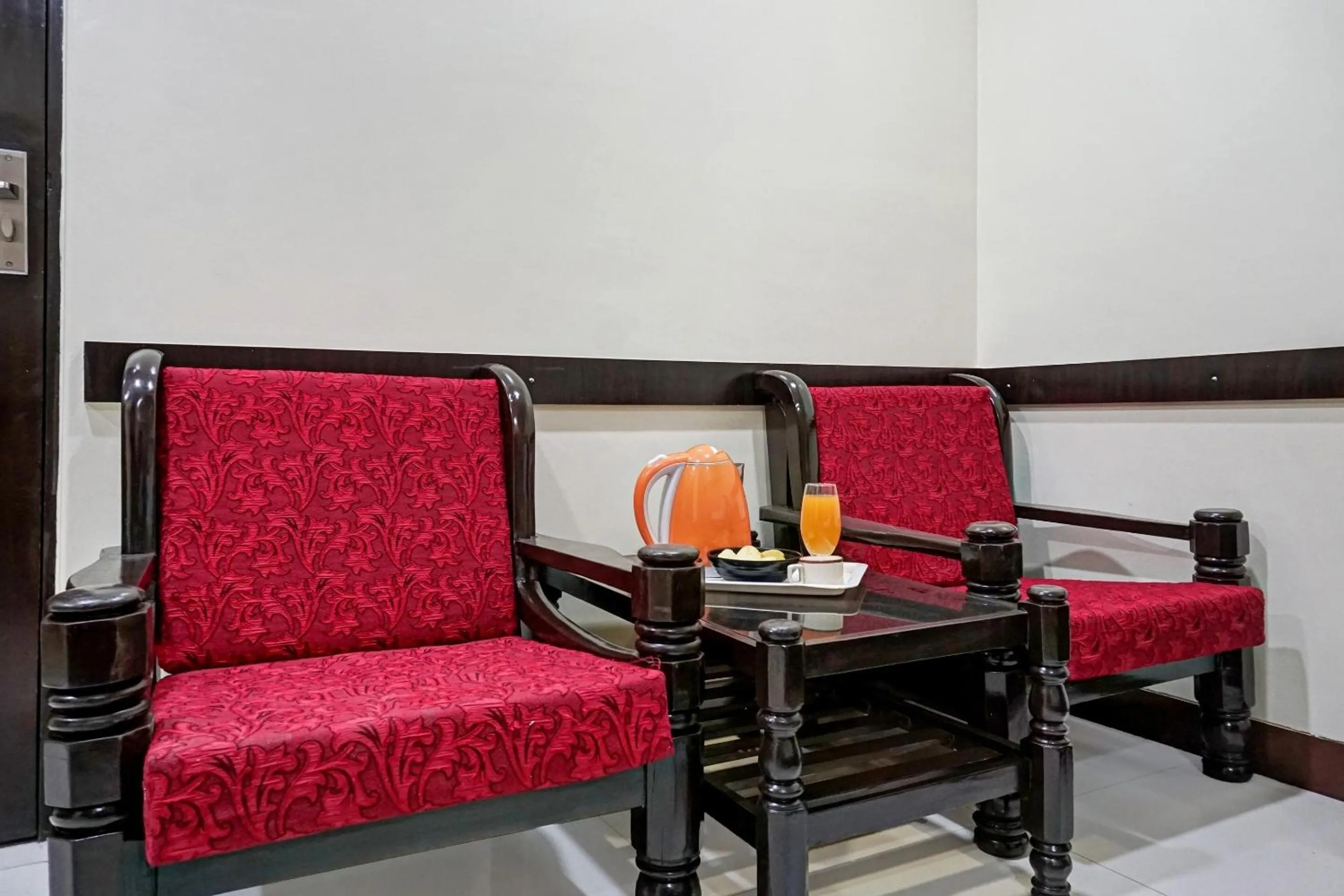 Bedroom in Townhouse OAK Gharonda Residency Near Sant Tukaram Nagar Metro Station