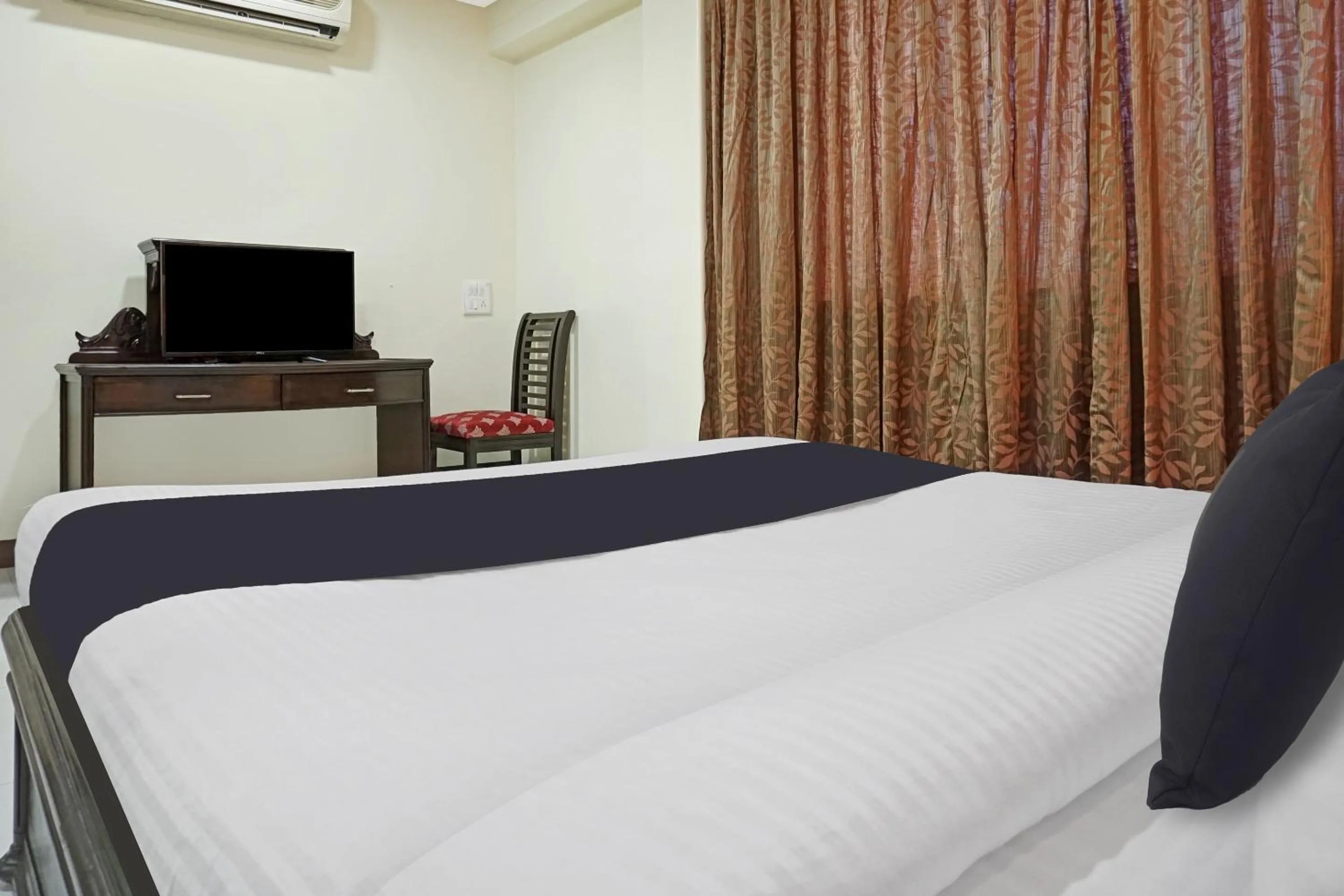 Bedroom, Bed in Super Townhouse OAK Gharonda Residency Near Sant Tukaram Nagar Metro Station