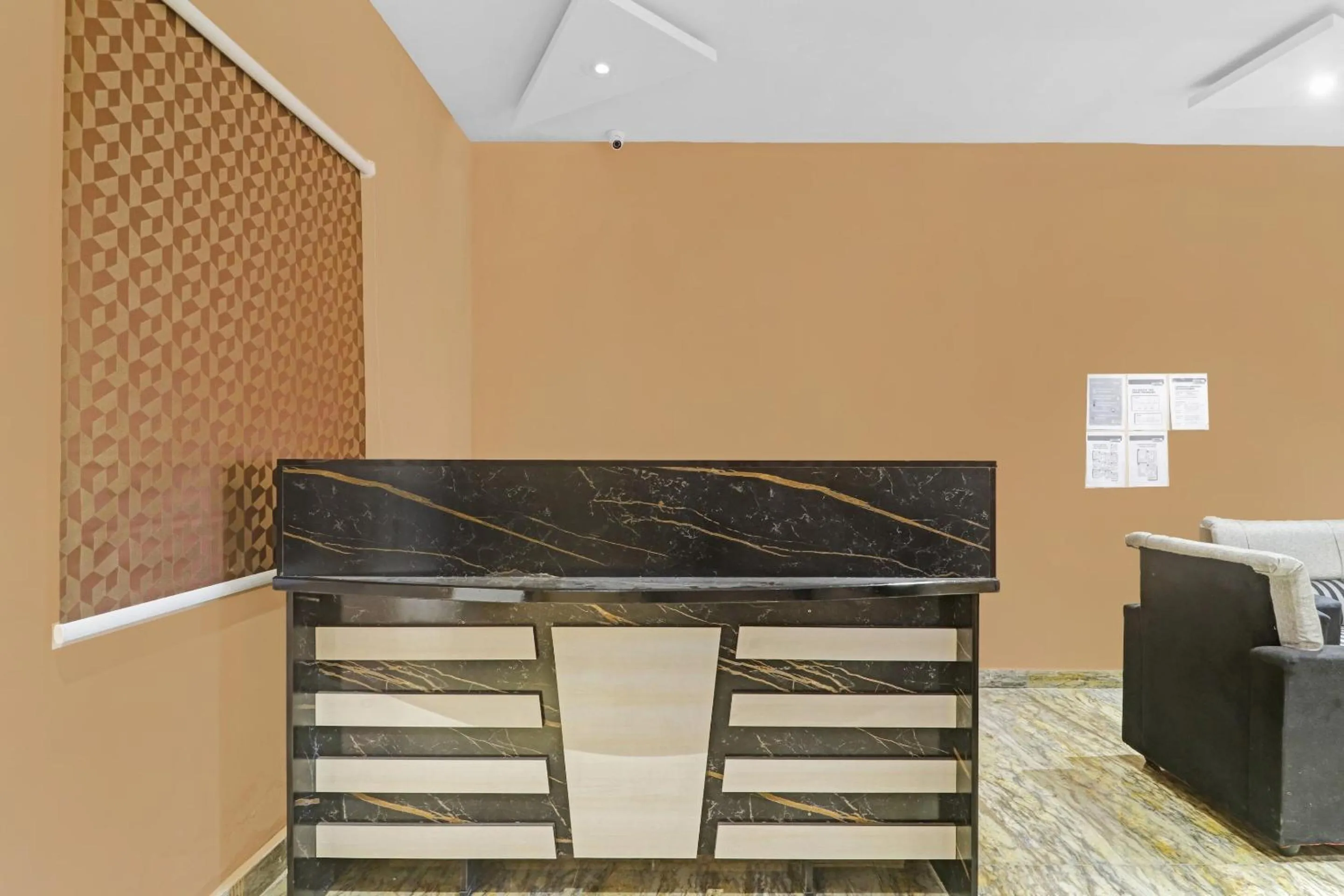 Lobby or reception in Capital O Sai Balaji Near Golconda Fort