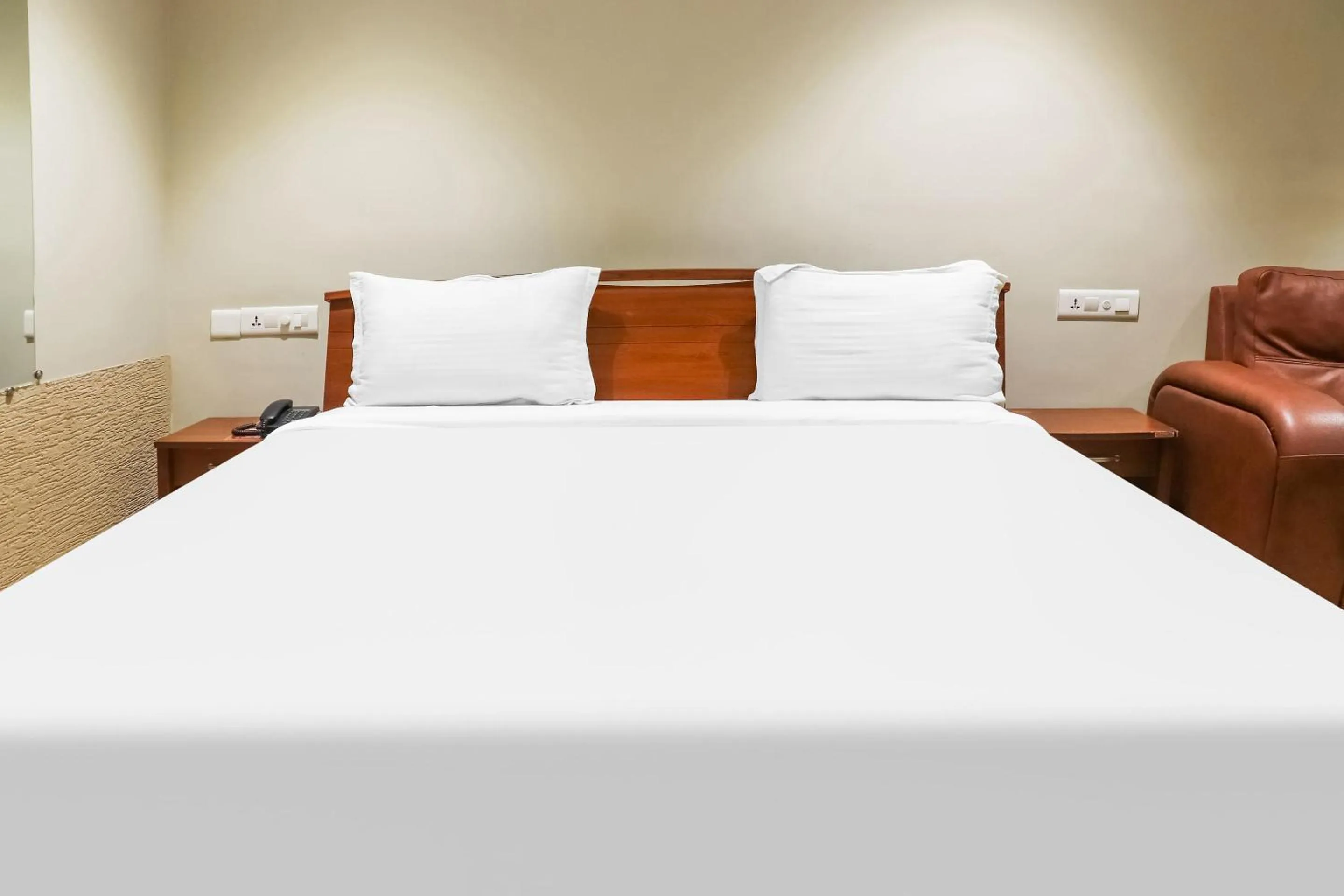 Bedroom, Bed in Collection O Kk Trends