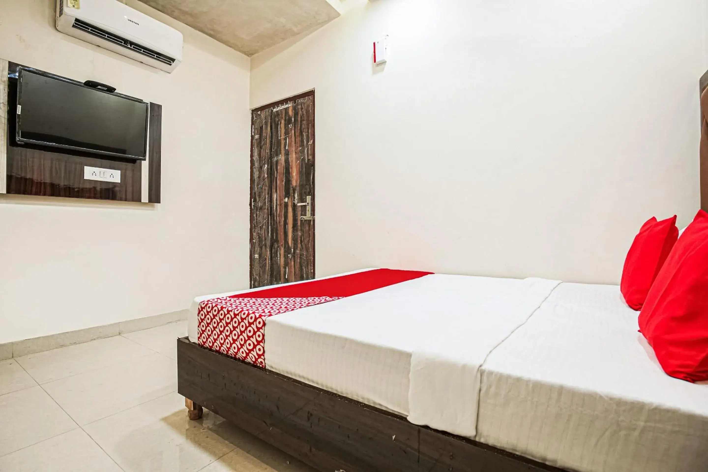 Bedroom, Bed in Hotel O Sunrise Bedroom, Bed in Hotel O Sunrise