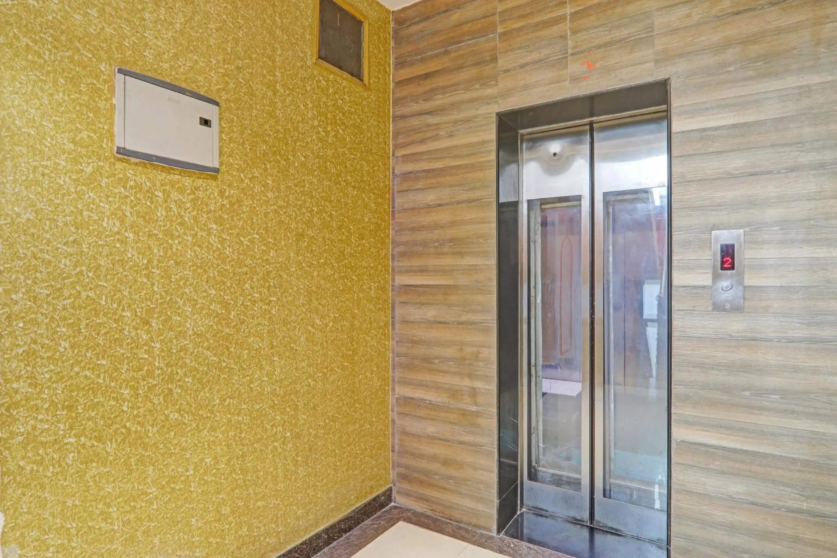 Lobby or reception in Super Capital O Townhouse Govinda Royal