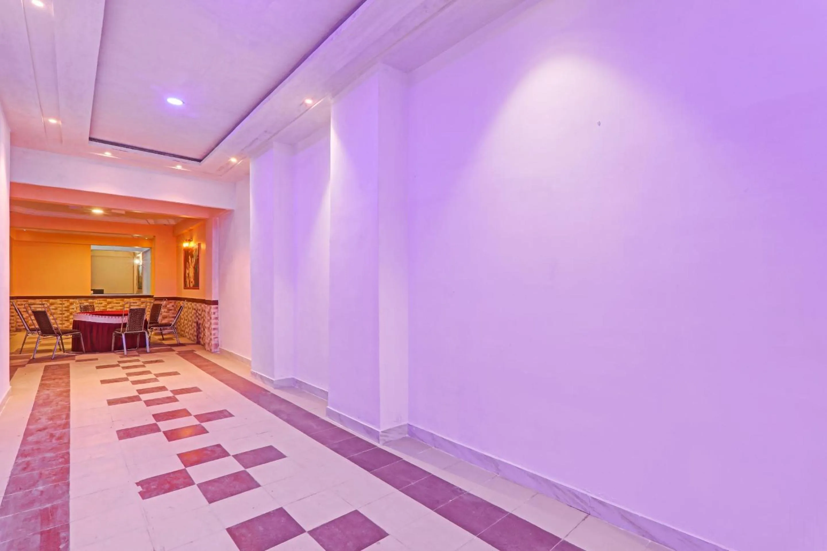 Lobby or reception in Super Capital O Townhouse Govinda Royal