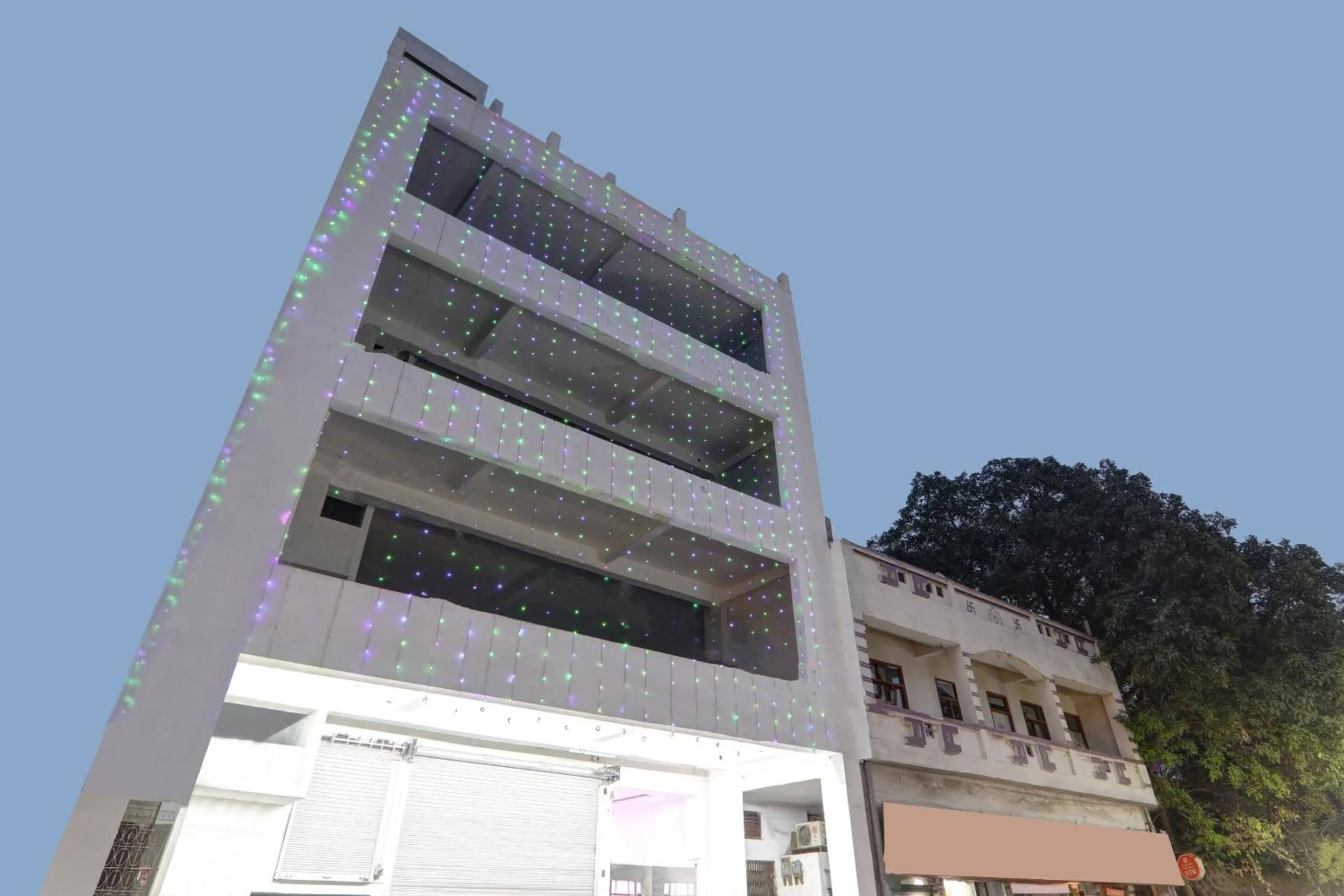 Facade/entrance in Super Capital O Townhouse Govinda Royal