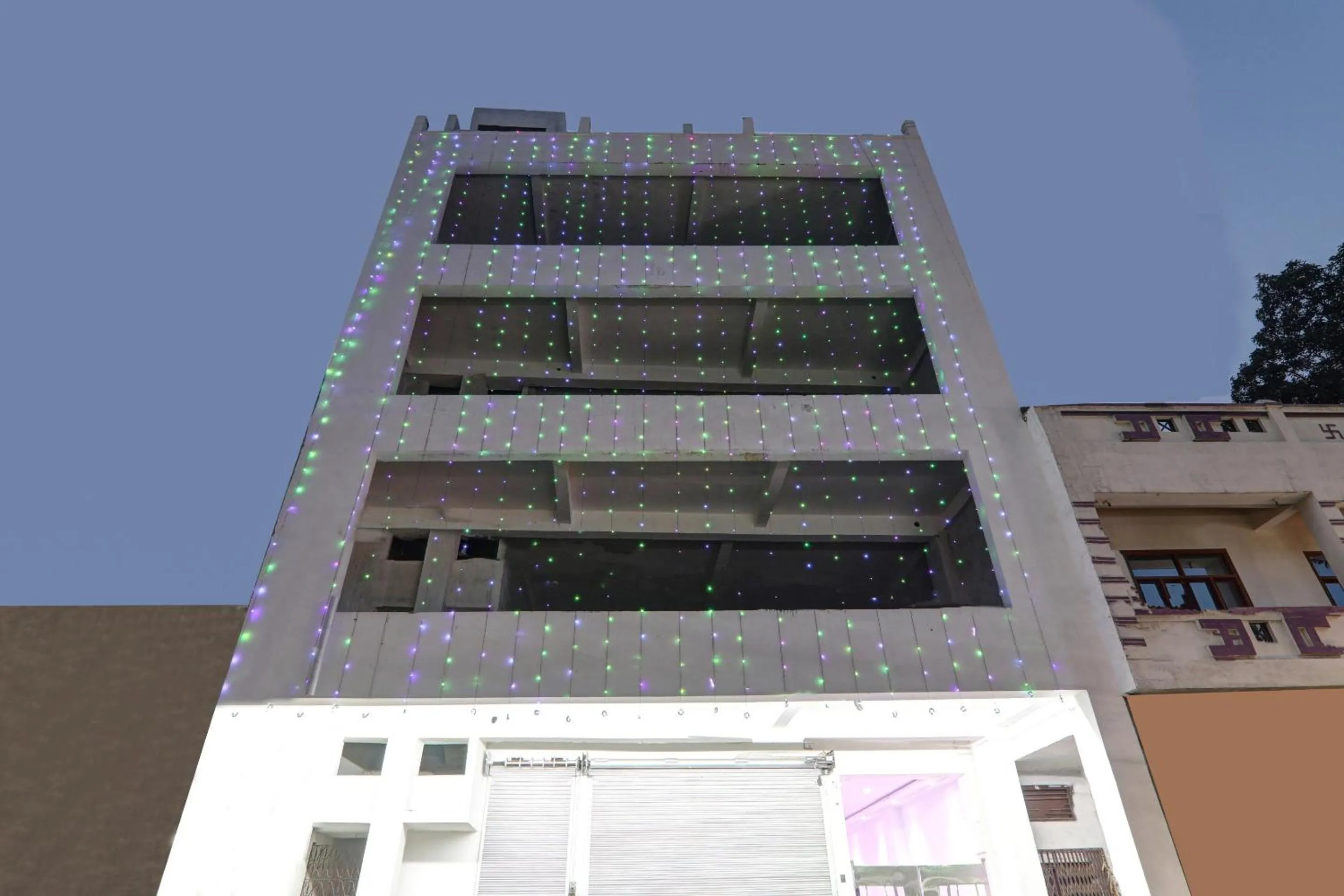 Facade/entrance in Super Capital O Townhouse Govinda Royal