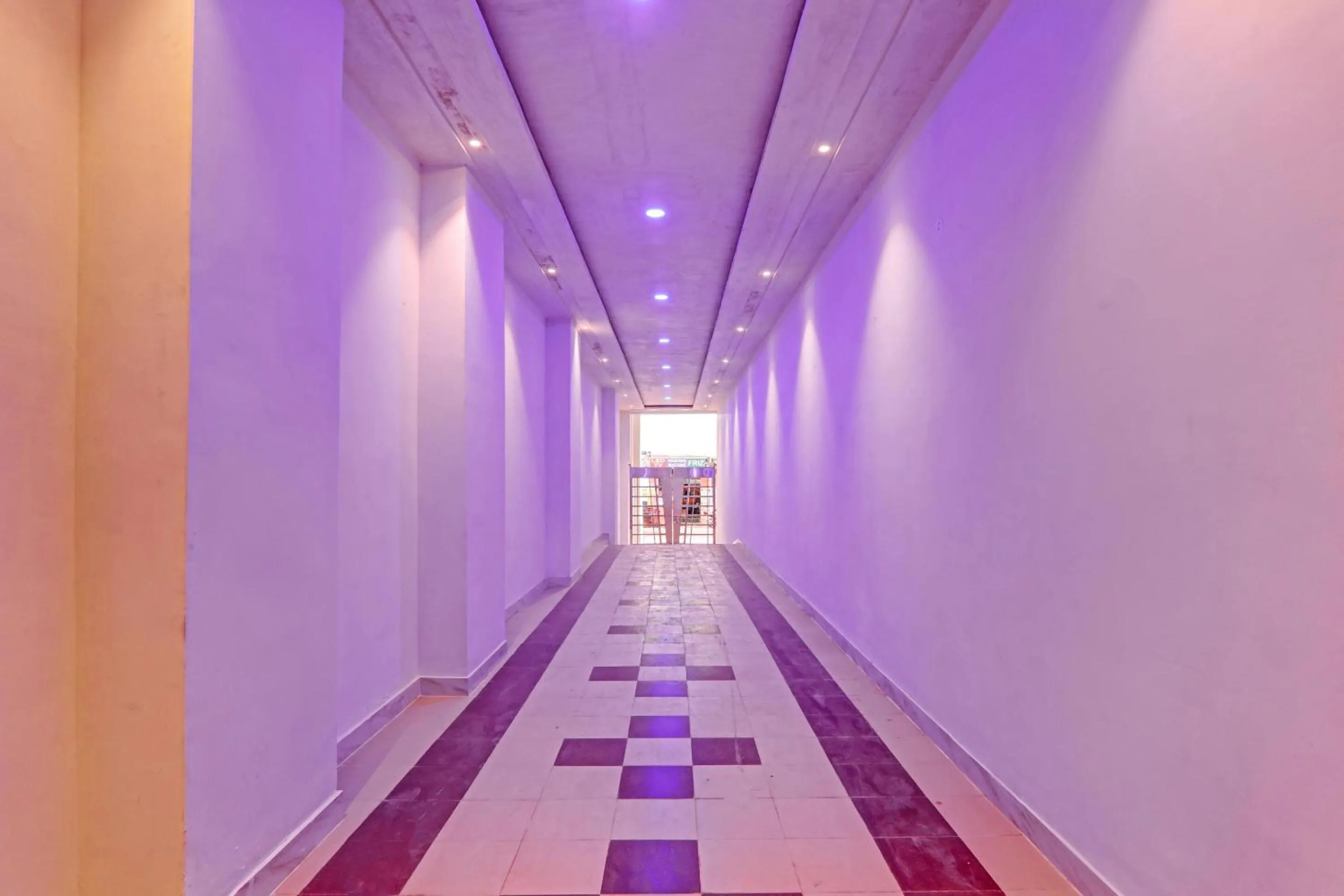 Lobby or reception in Super Capital O Townhouse Govinda Royal