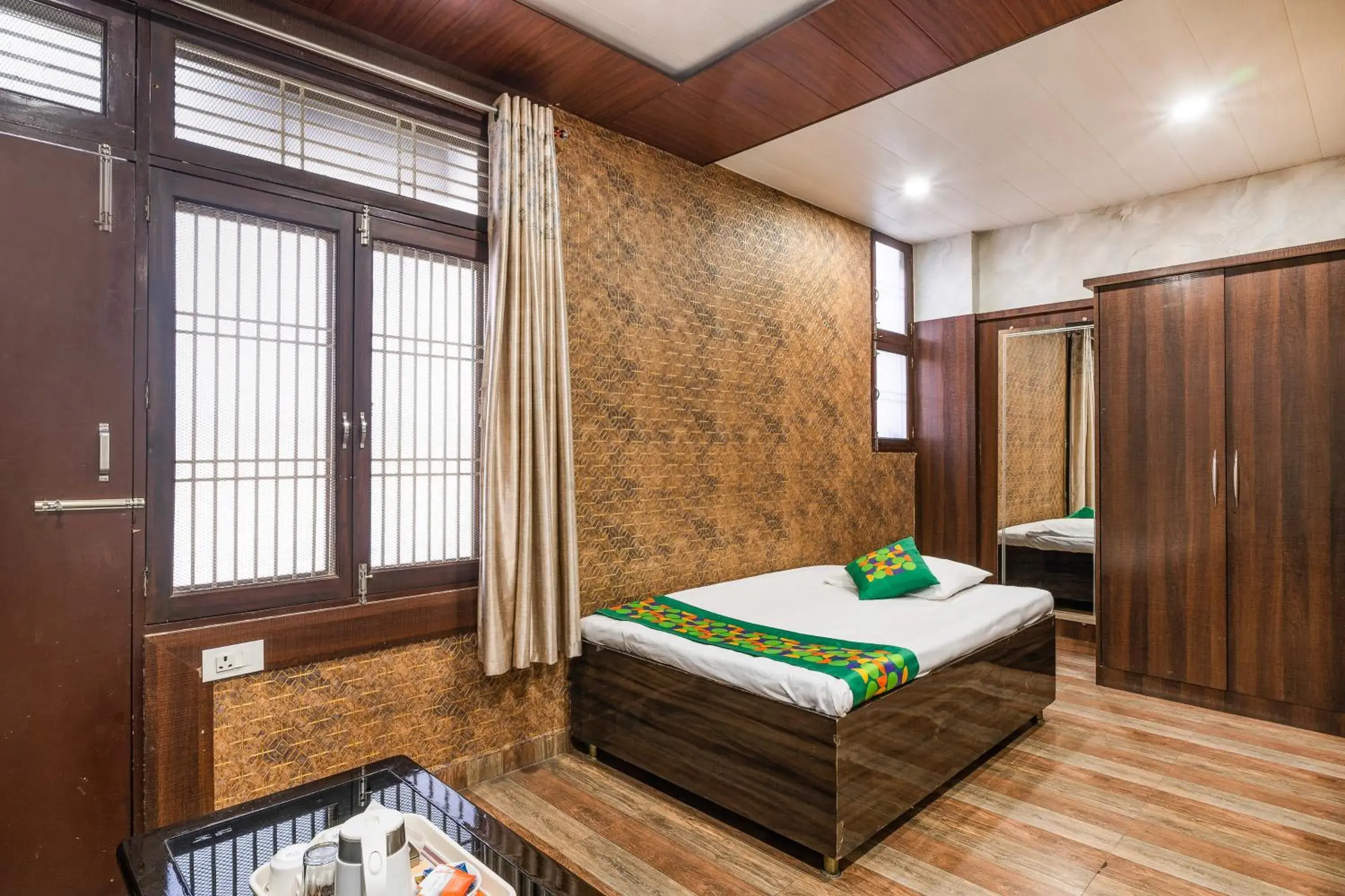 Spacious Premium Room - single occupancy in Treebo Saumendra Residency Spacious Premium Room - single occupancy in Treebo Saumendra Residency