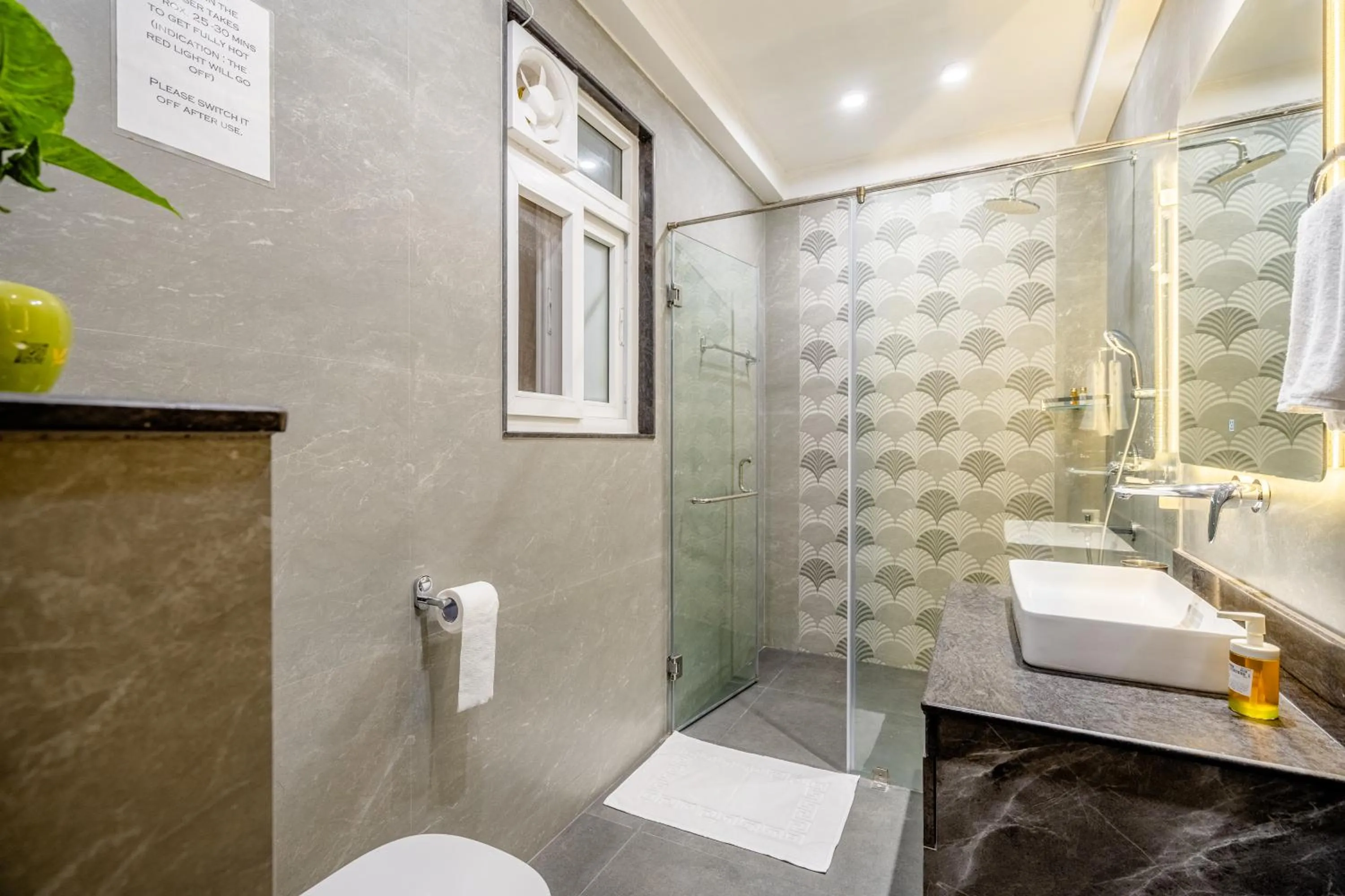 Bathroom in Tree of Life Bed & Breakfast