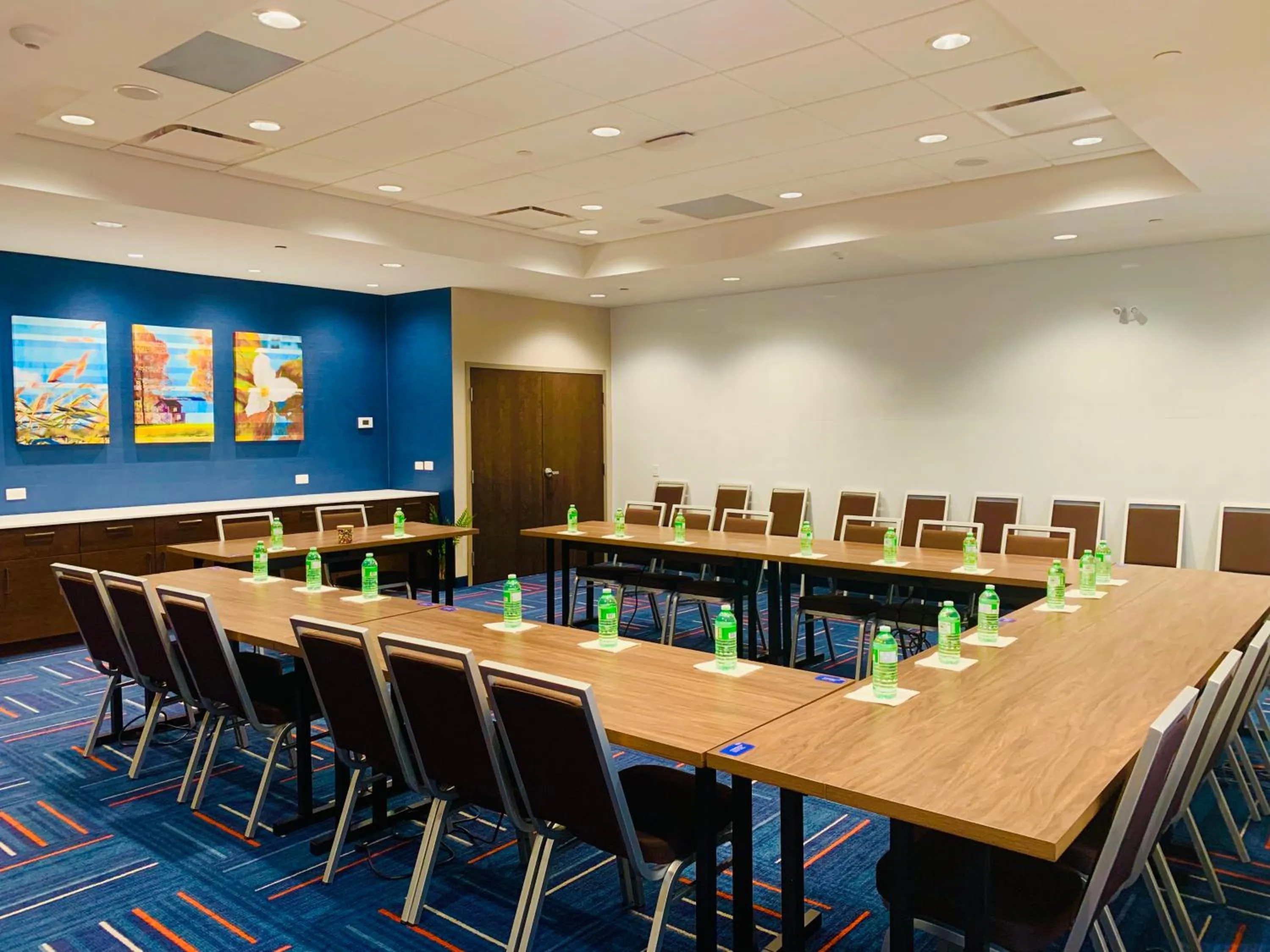 Meeting/conference room in Hampton Inn by Hilton Port Hope Cobourg