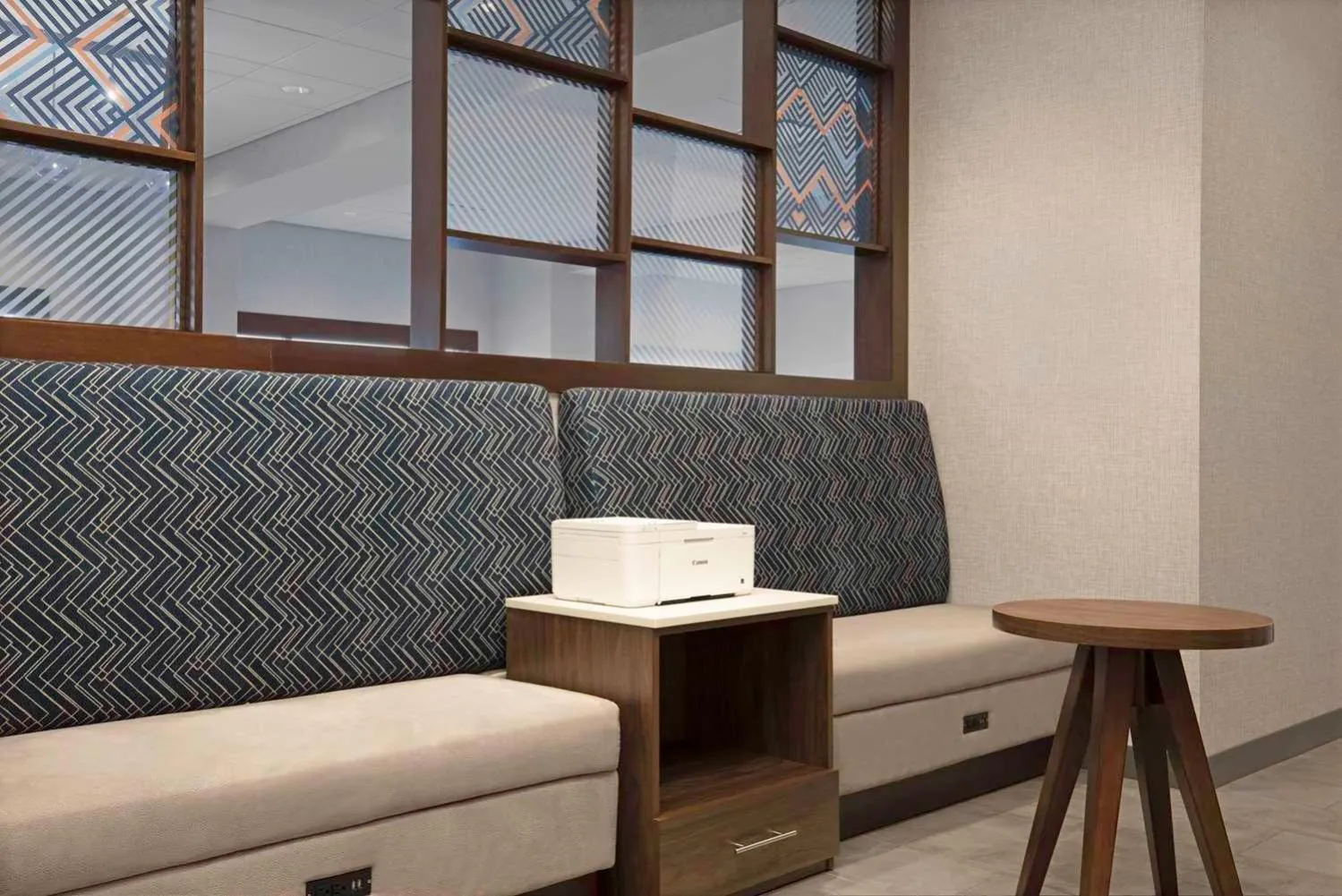 Lobby or reception in Hampton Inn by Hilton Port Hope Cobourg