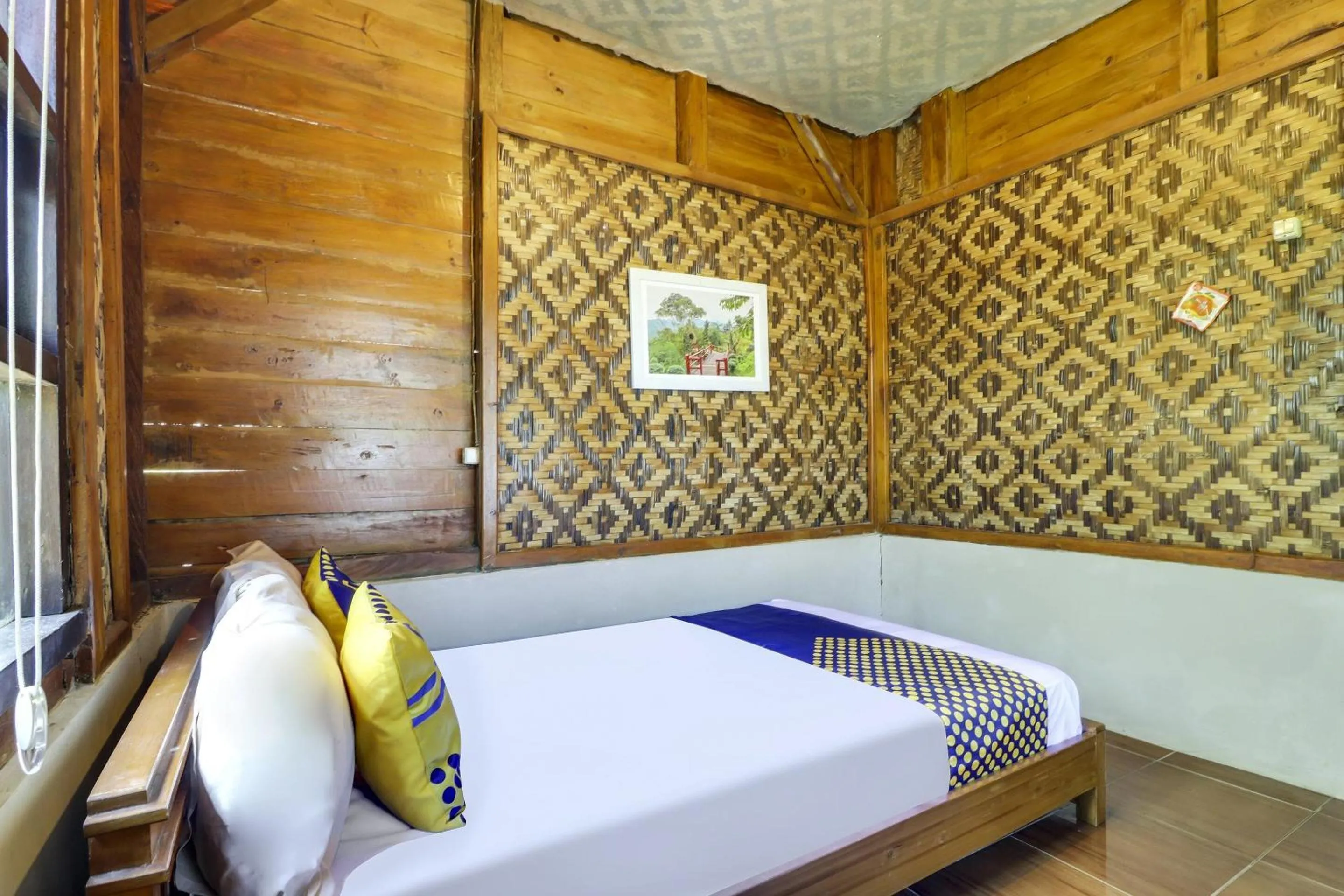 Bedroom, Bed in Hotel O Desa Wisata Guranteng