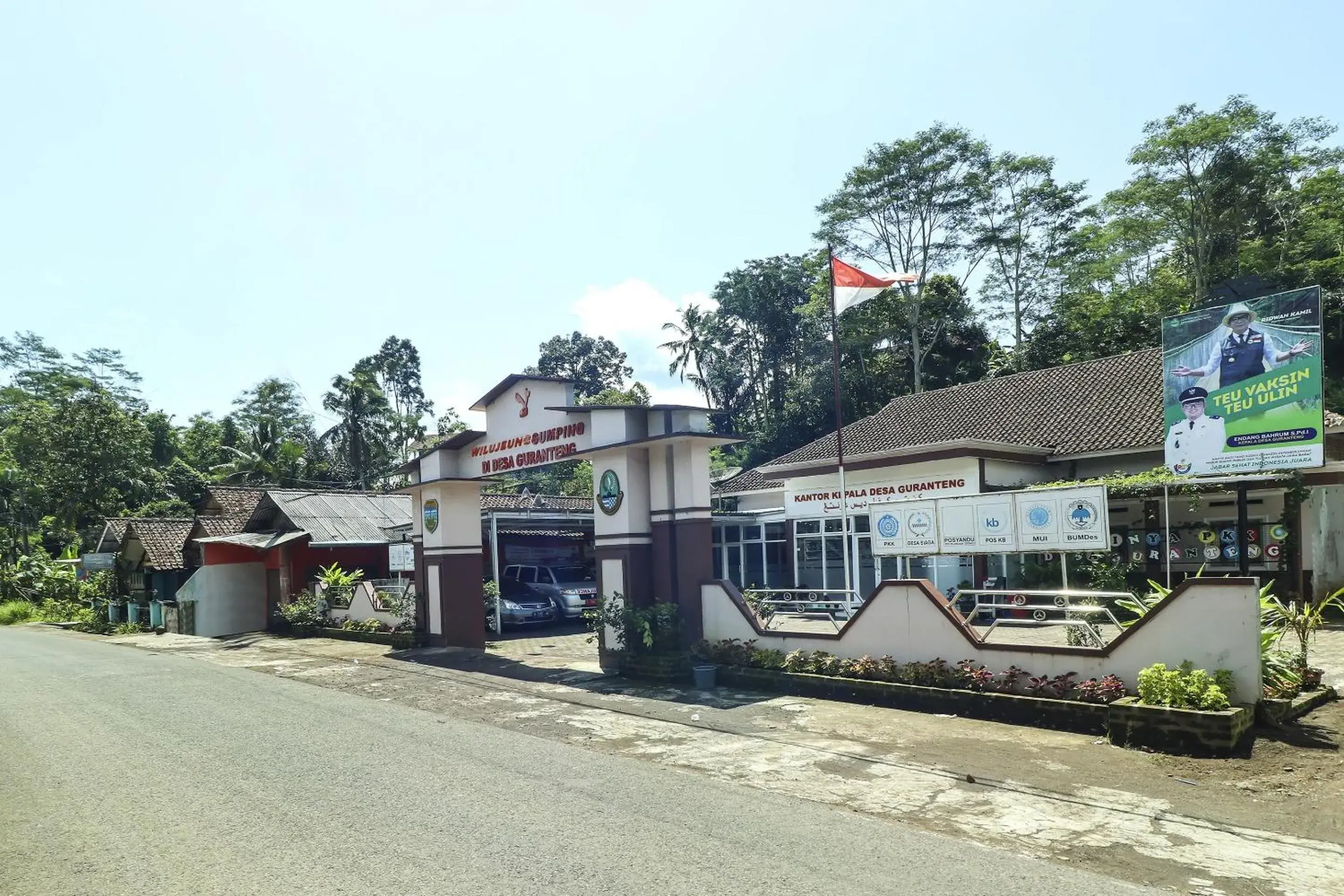 Facade/entrance in Hotel O Desa Wisata Guranteng Facade/entrance in Hotel O Desa Wisata Guranteng