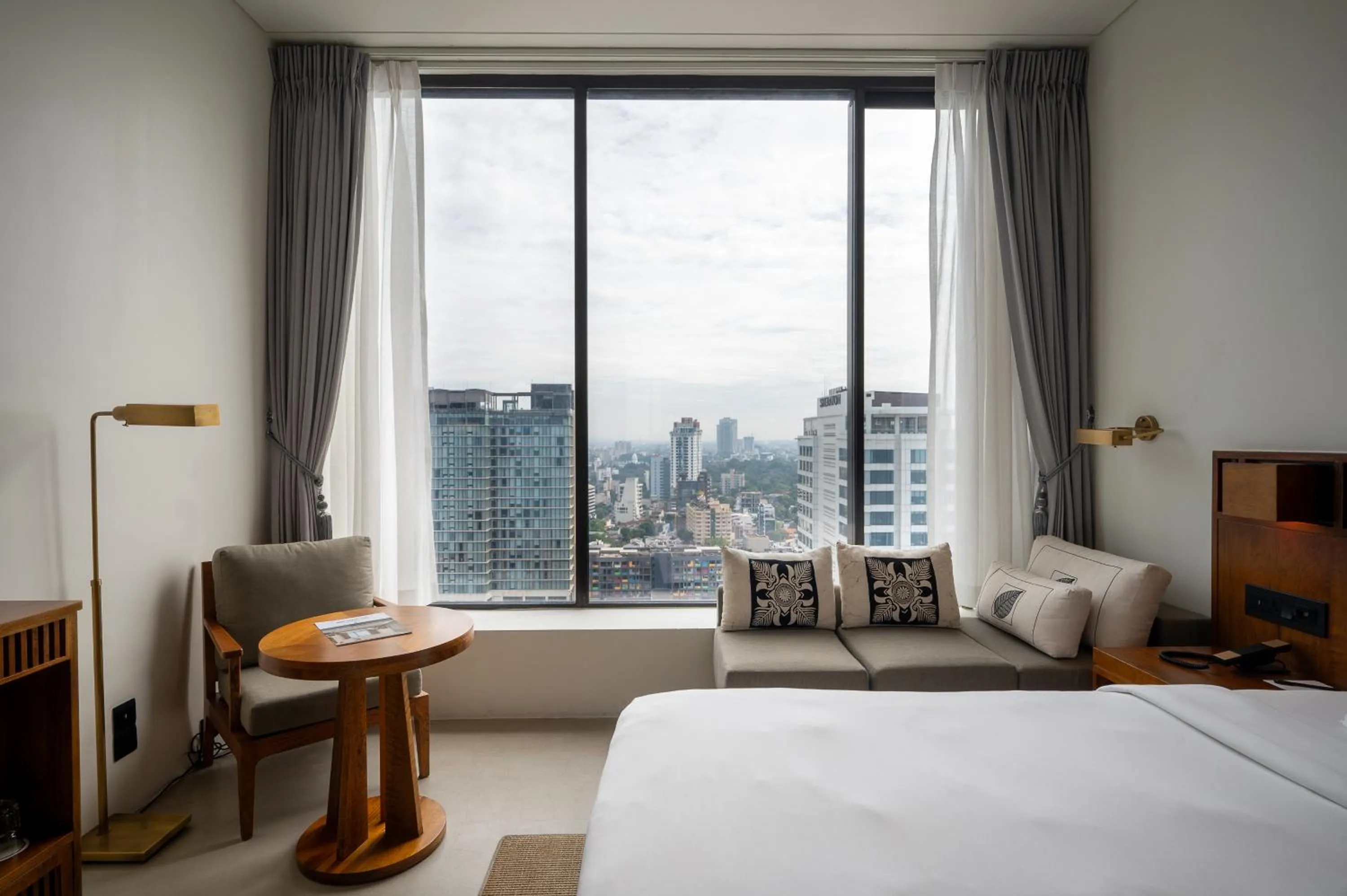 Bed in Granbell Hotel Colombo