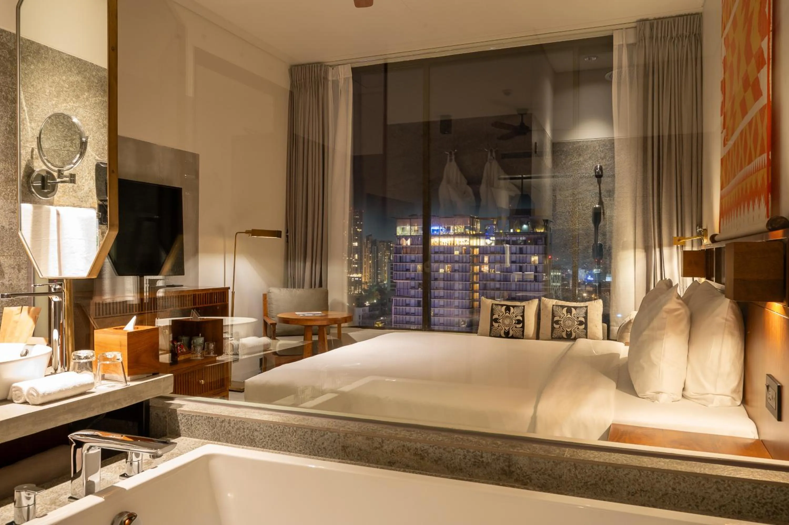 Bed in Granbell Hotel Colombo