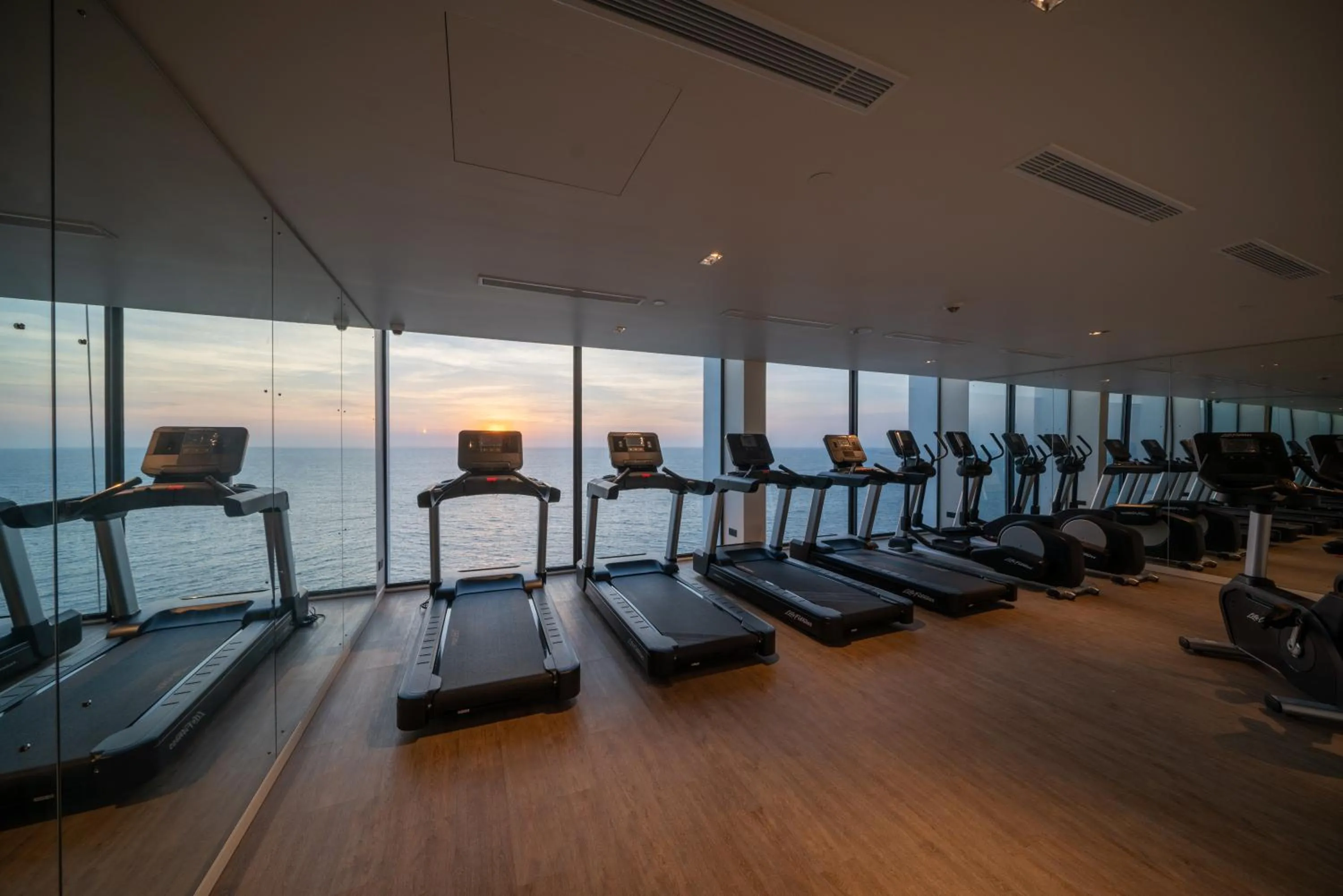 Fitness centre/facilities in Granbell Hotel Colombo