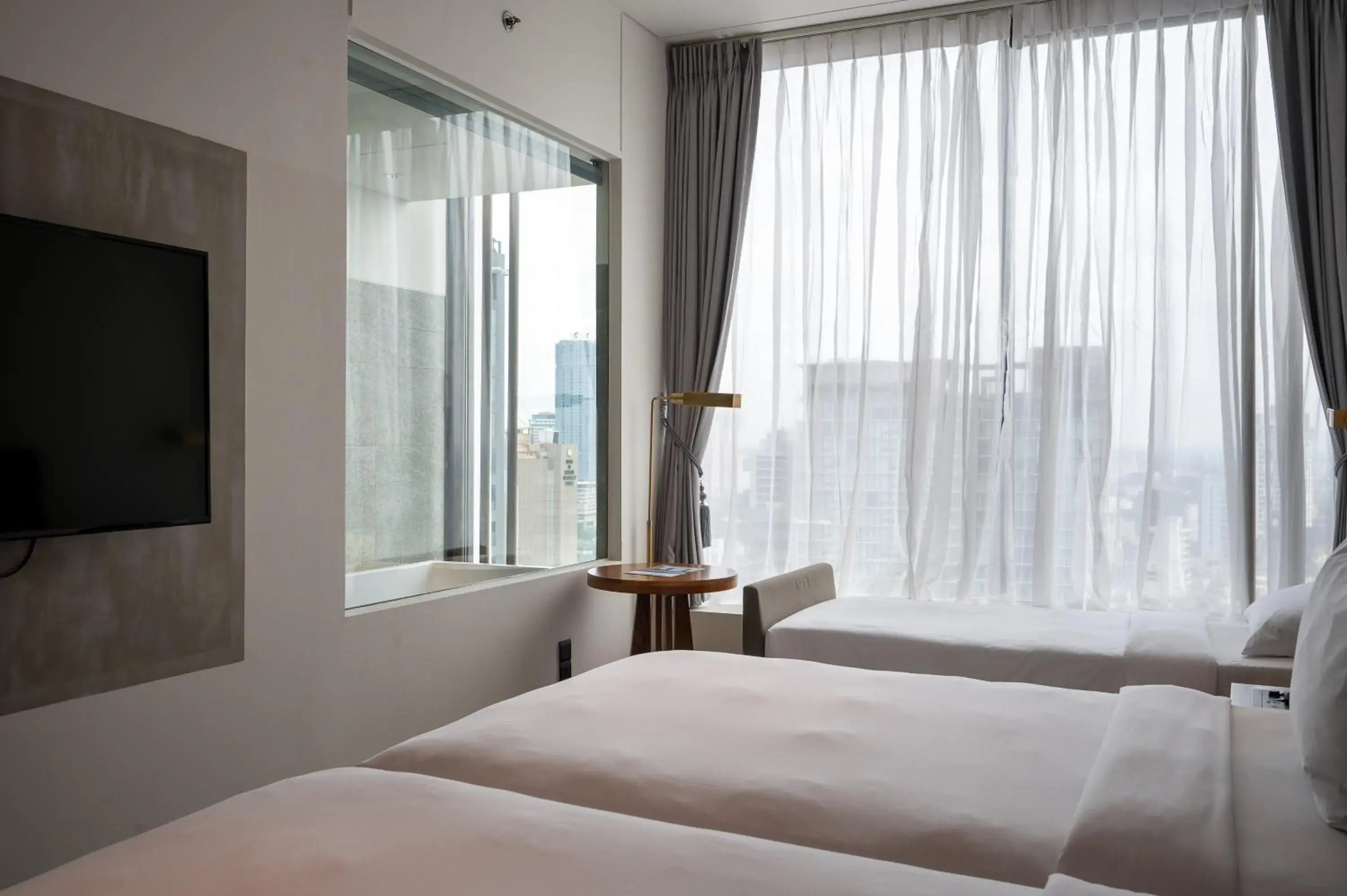 Superior Twin City View in Granbell Hotel Colombo Superior Twin City View in Granbell Hotel Colombo