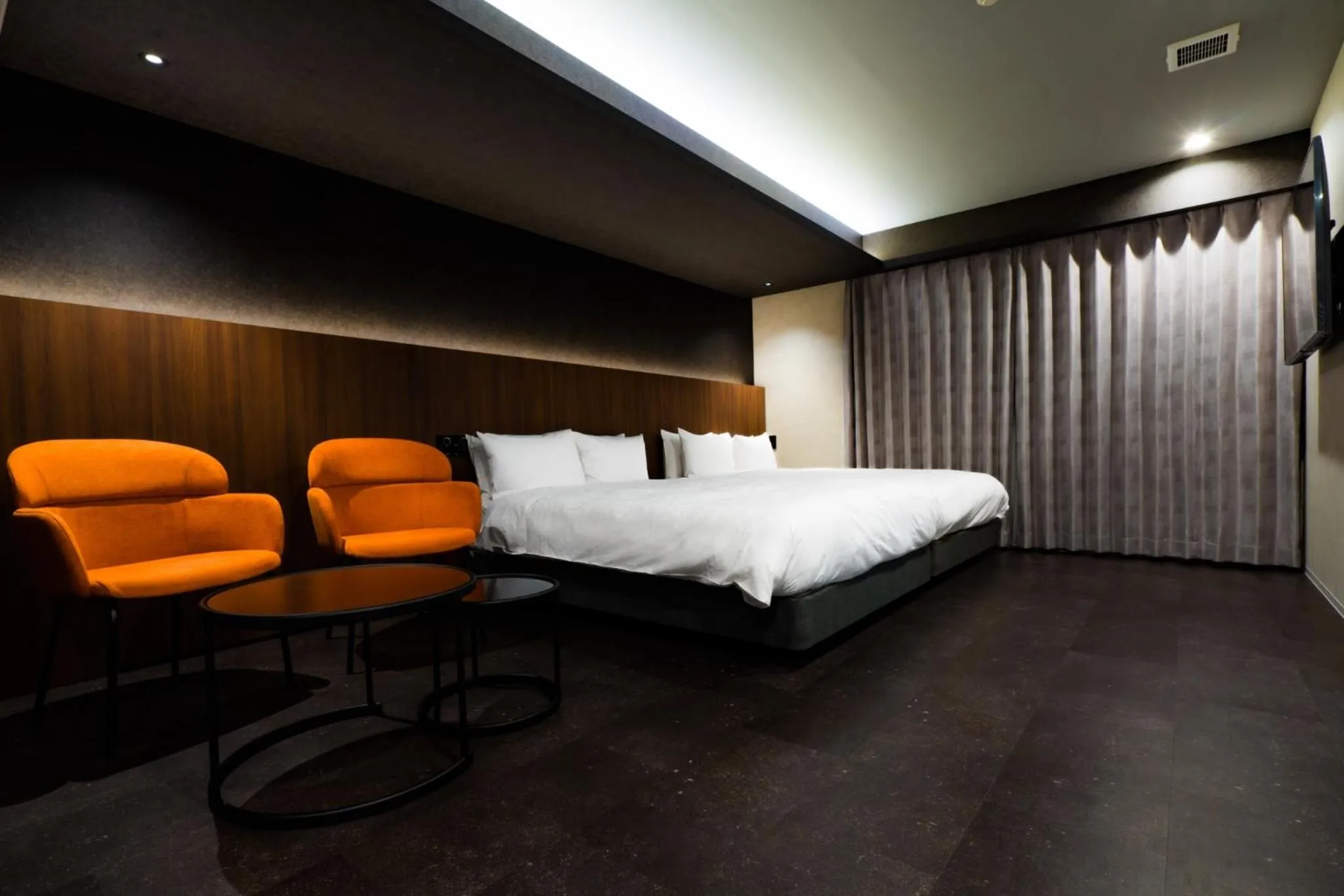 Bed in Randor Hotel Hiroshima Prestige