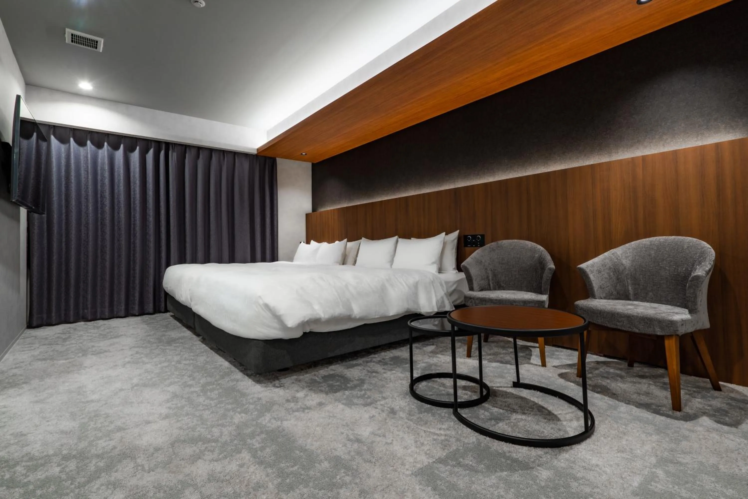 Bed in Randor Hotel Hiroshima Prestige