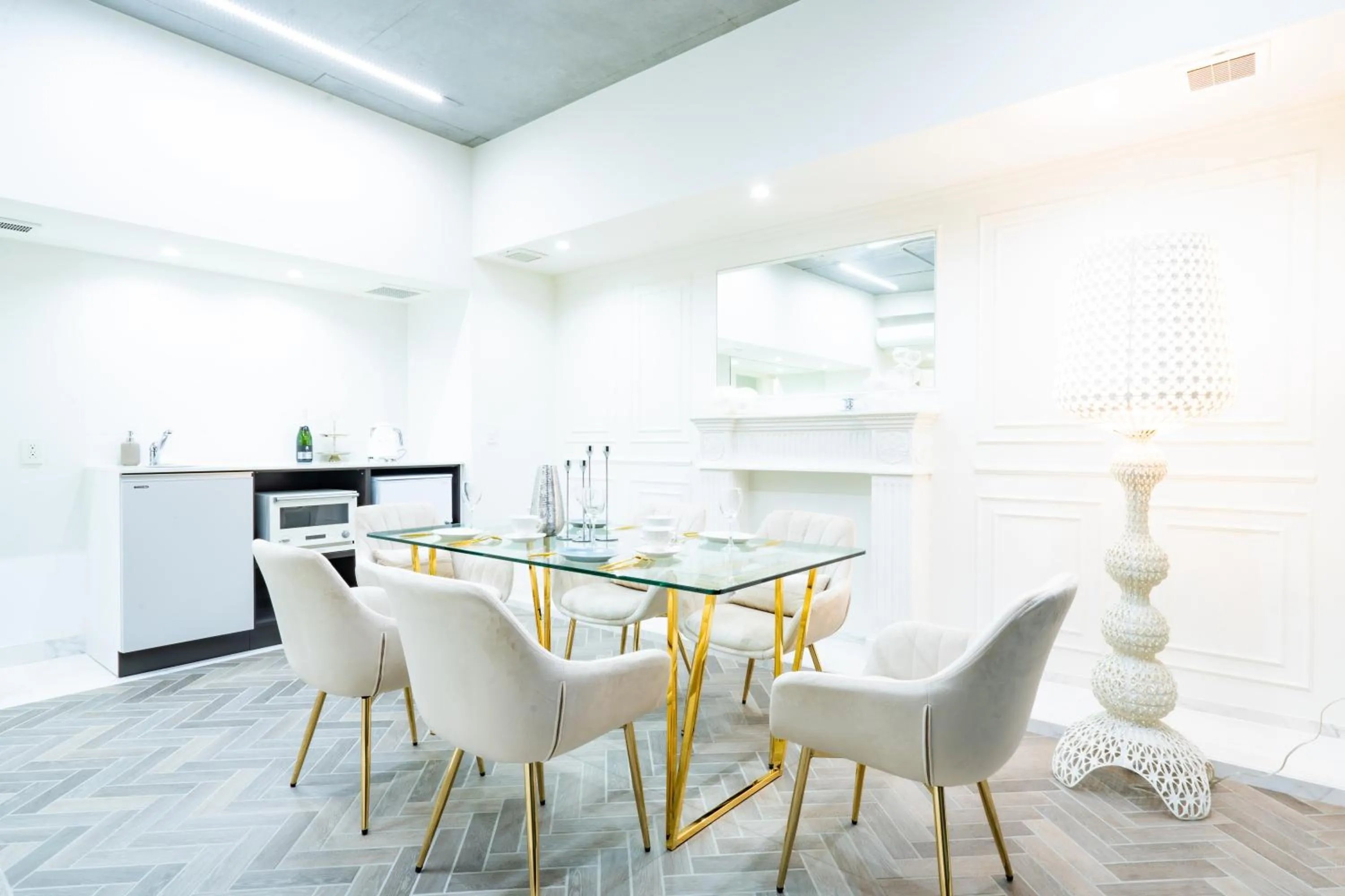 Kitchen or kitchenette in Randor Hotel Hiroshima Prestige