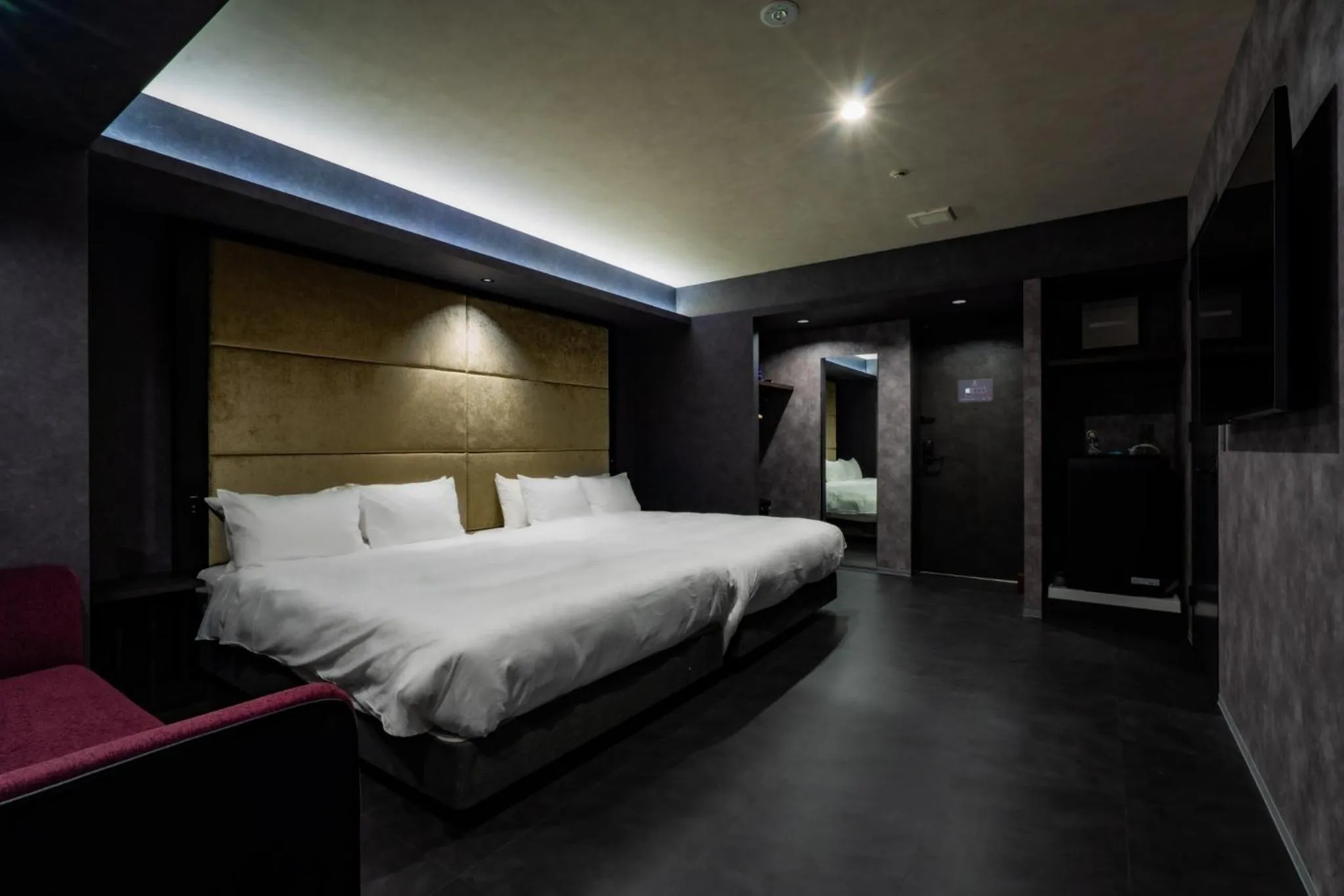 Bed in Randor Hotel Hiroshima Prestige