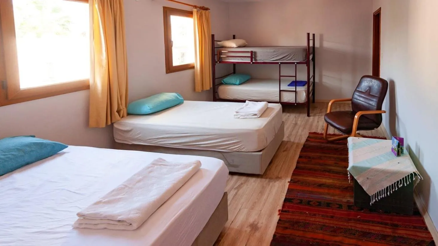 Photo of the whole room, Bed in La Luna Hostel