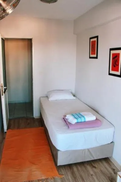 Bed in La Luna Hostel