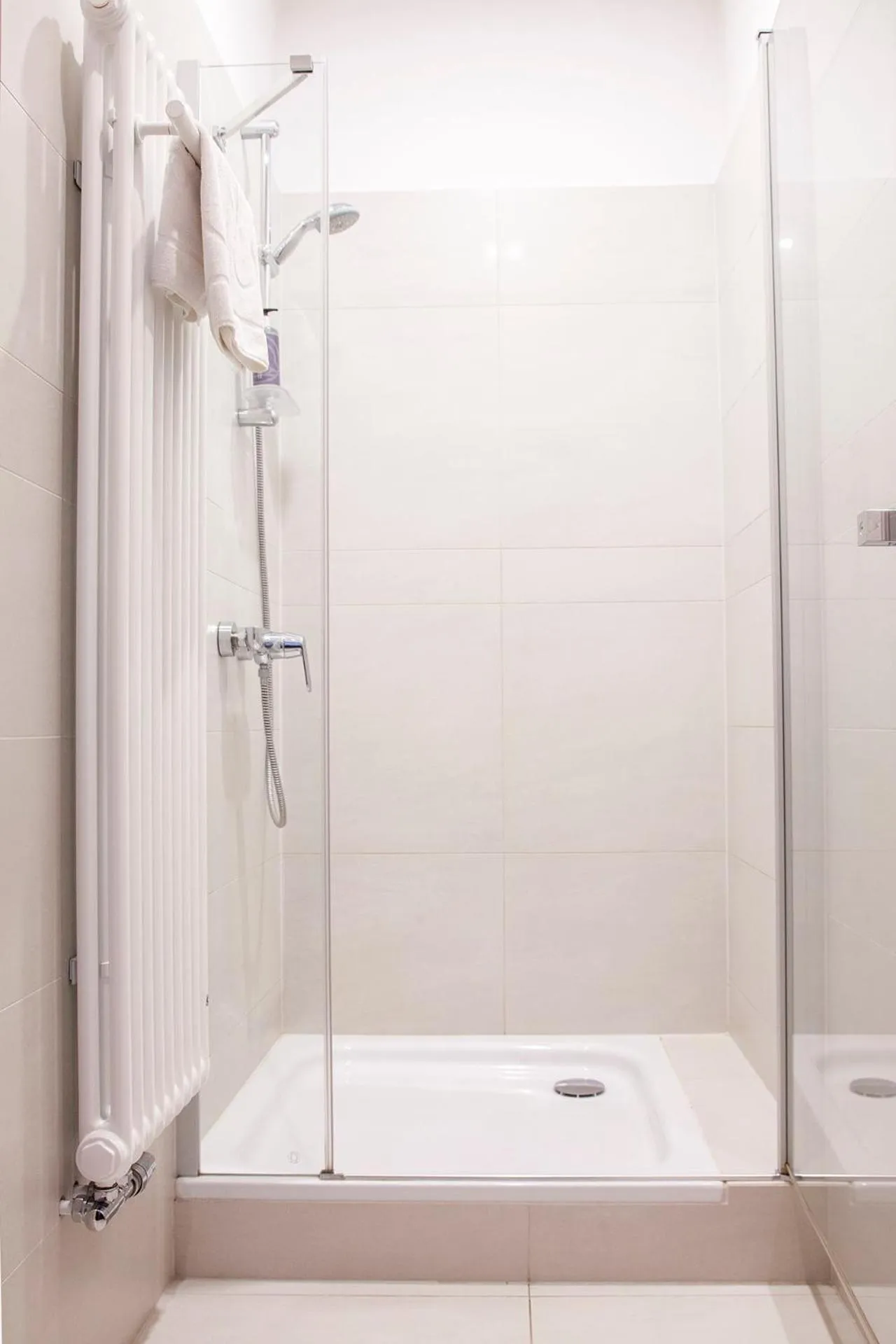 Bathroom in Portal House Apartments