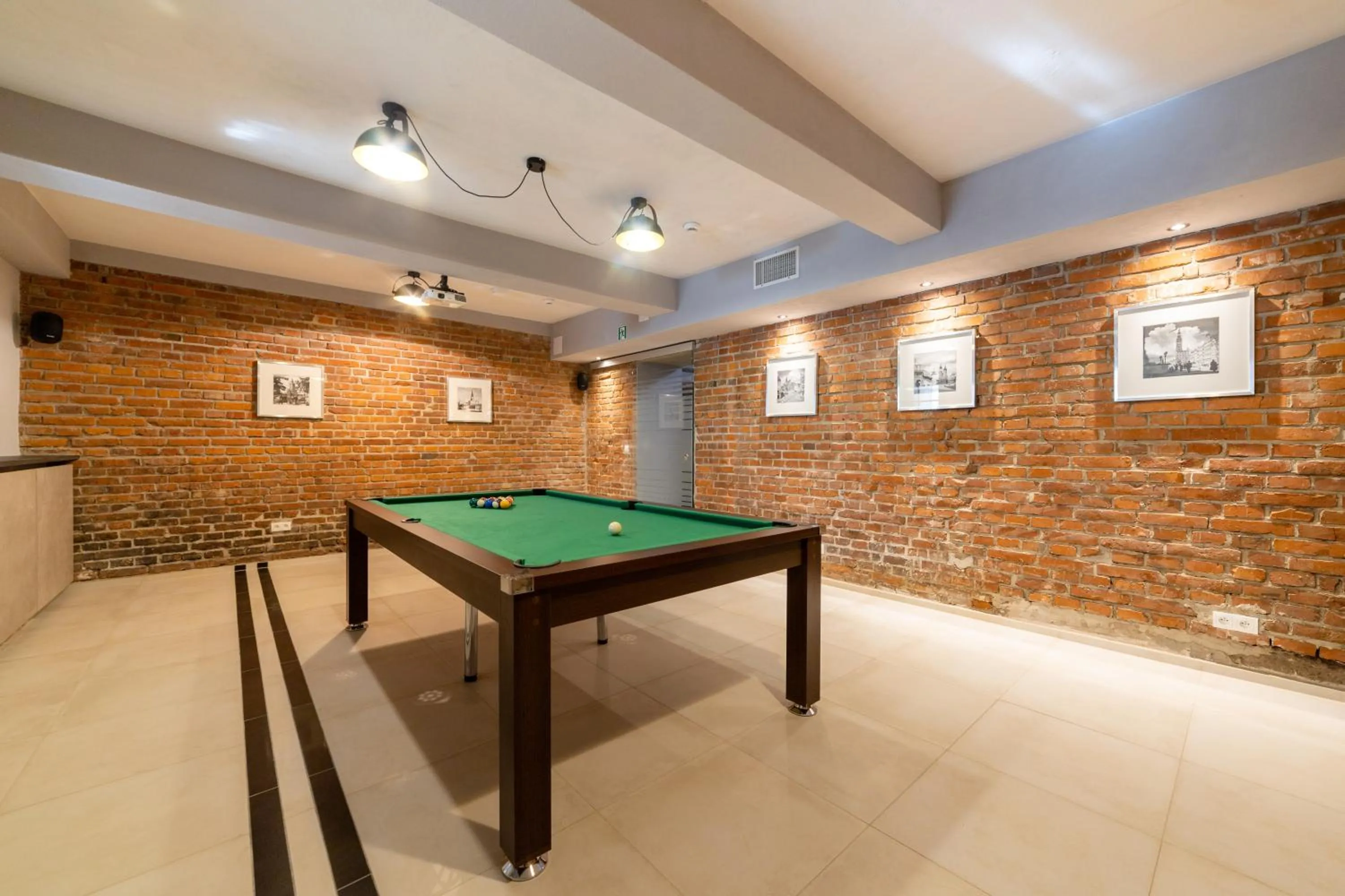 Billiard in Portal House Apartments