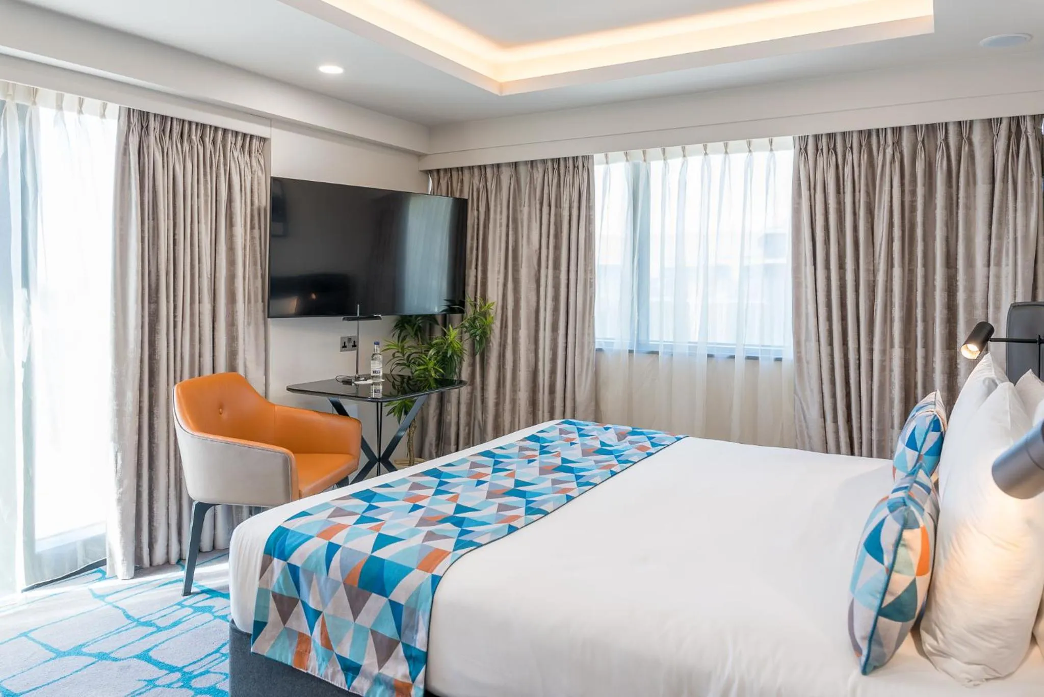 TV and multimedia, Bed in Dao by Dorsett West London