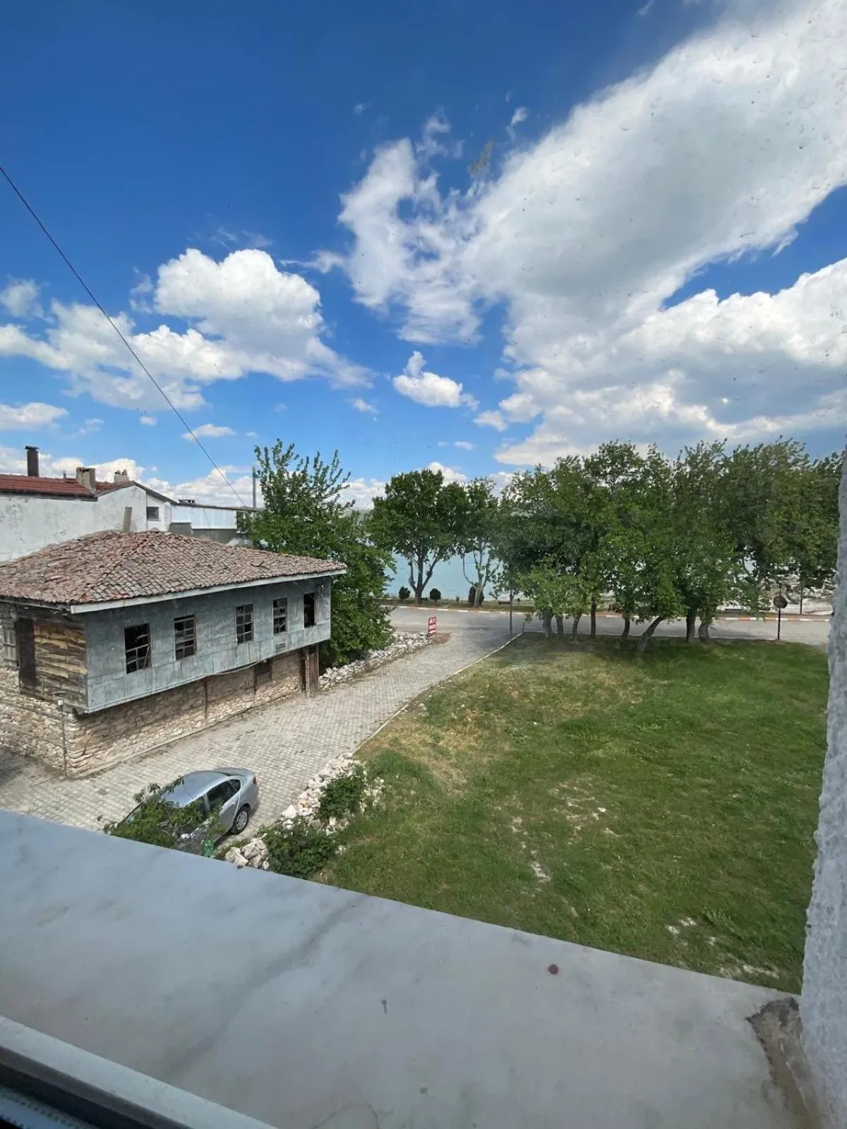 Ali's Pension ada alis