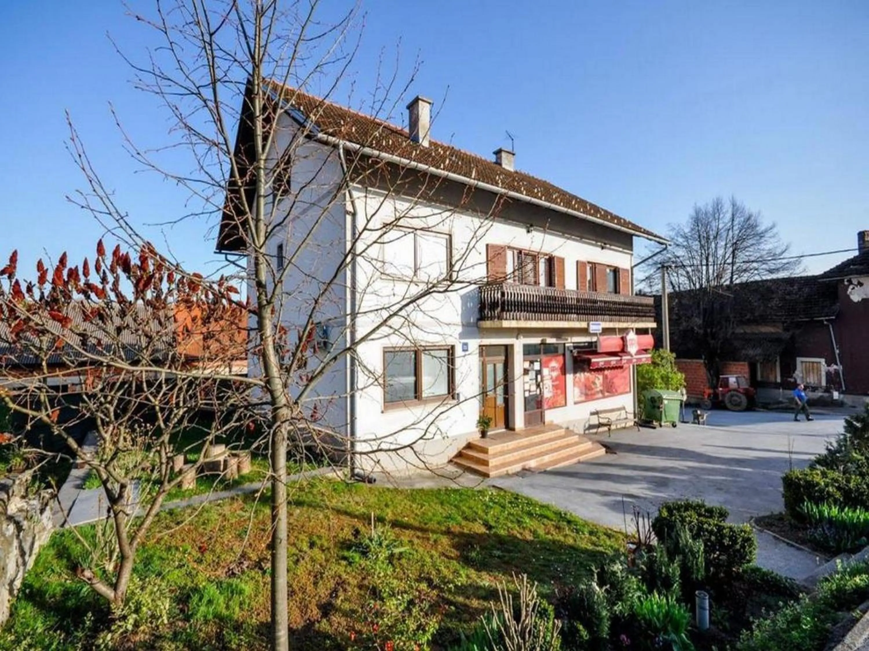 Property building in Apartments & Rooms Rendulić